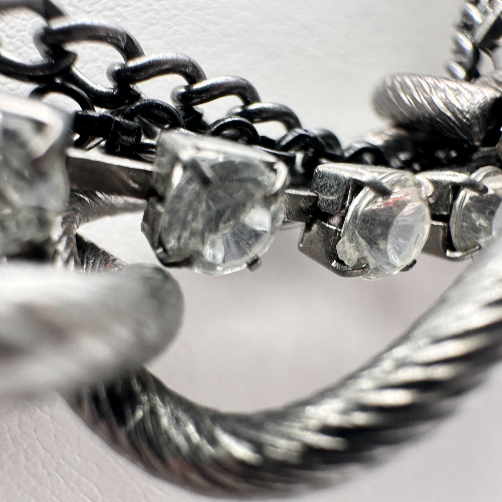 Vintage 90s Cookie Lee Silver Tone Twisted Chain Rhinestone Choker Necklace - Thumbnail 5