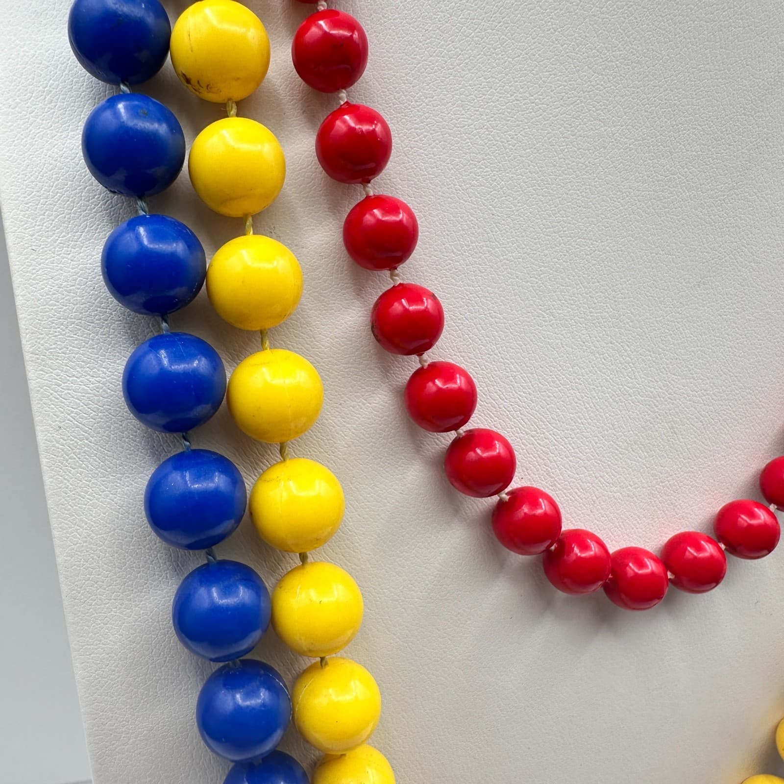 Vintage 80s Multi Strand Beaded Necklace Primary Colors Pop Art Women's Jewelry - Thumbnail 3
