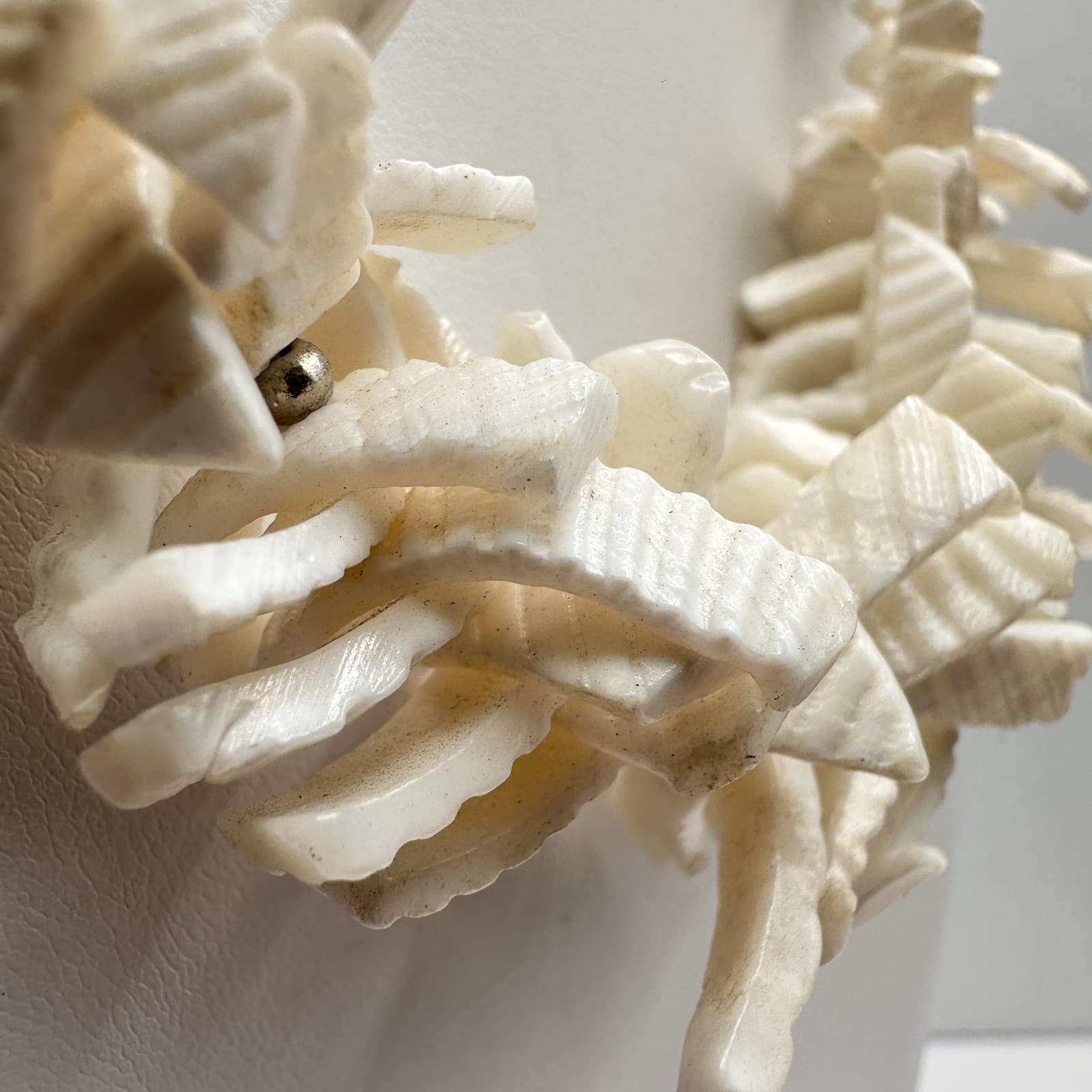 Vintage 90s Carved White Shell Statement Necklace with Gold-Tone Accents Jewelry - Thumbnail 3