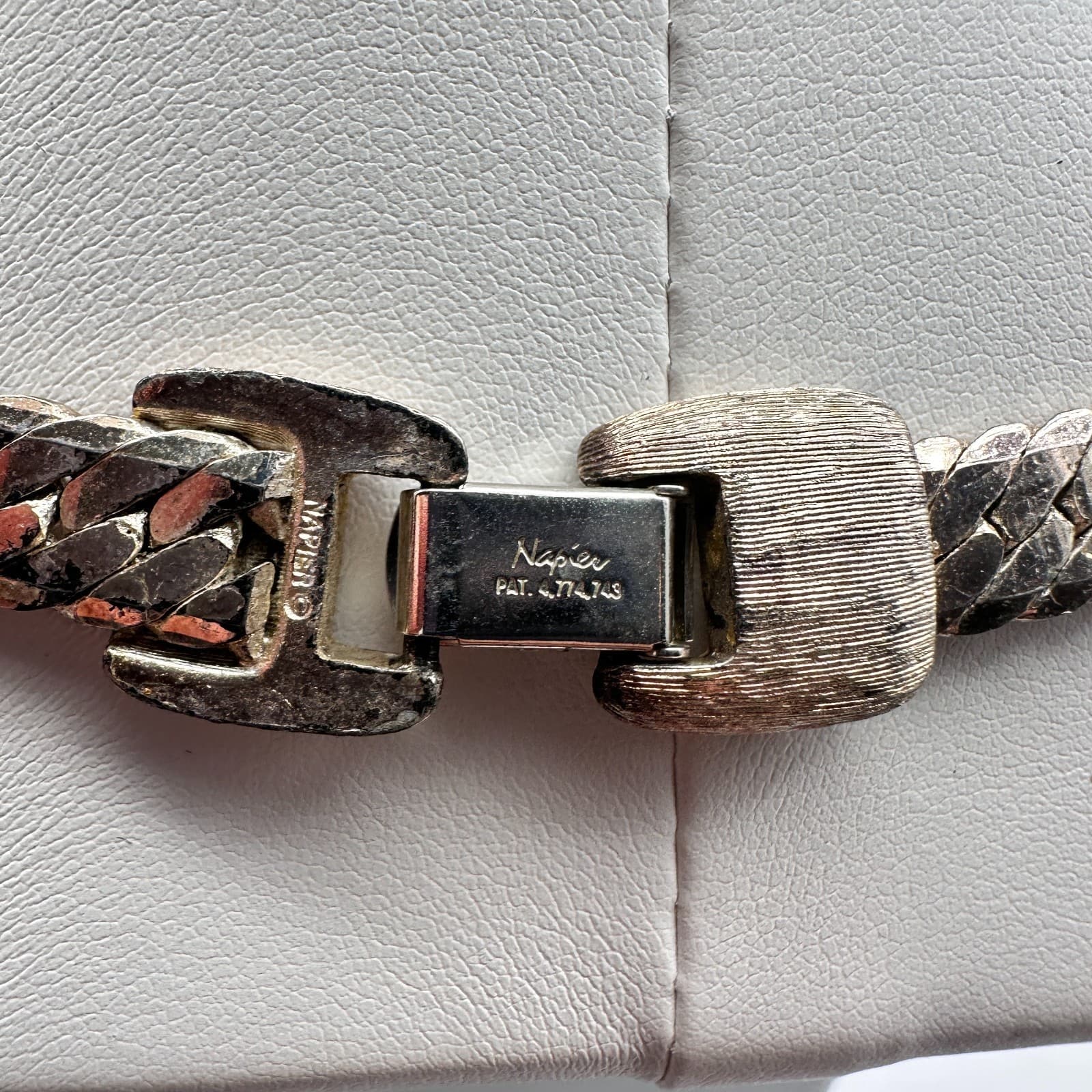 Vintage 80s Napier Necklace Gold Tone Wide Herringbone Cobra Chain Statement - Thumbnail 10