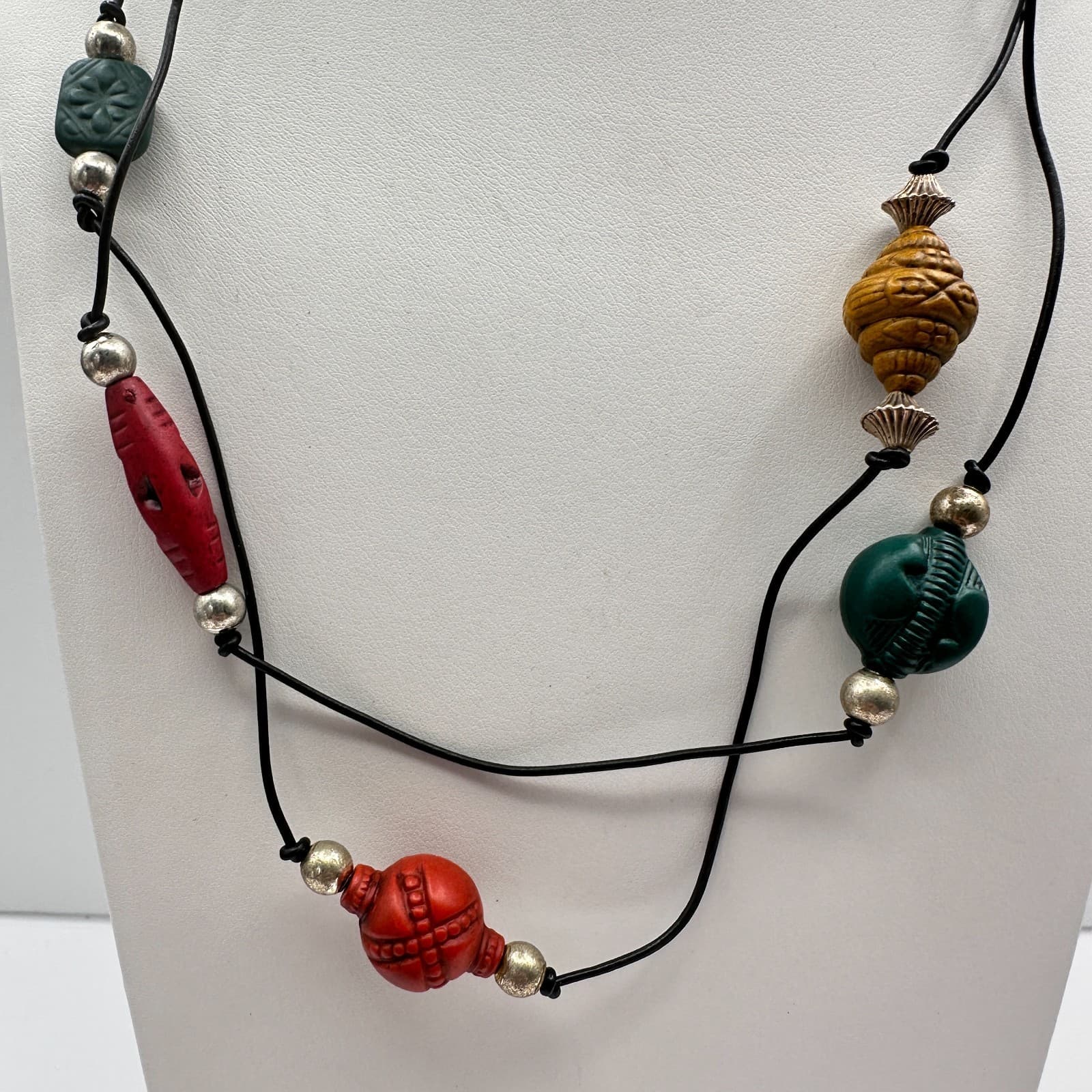 Vintage 80s Multi-Colour Boohoo Carved Wood & Bead Necklaces Jewelry - Thumbnail 3