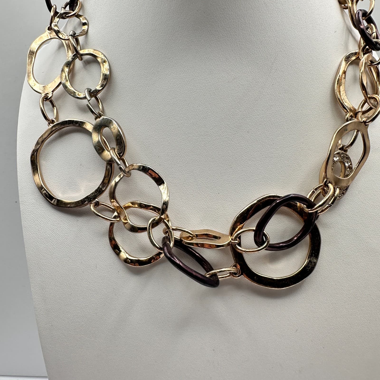 Vintage 80s Chunky Multi-Tone Hammered Link Statement Choker Necklace Jewelry - Image 1