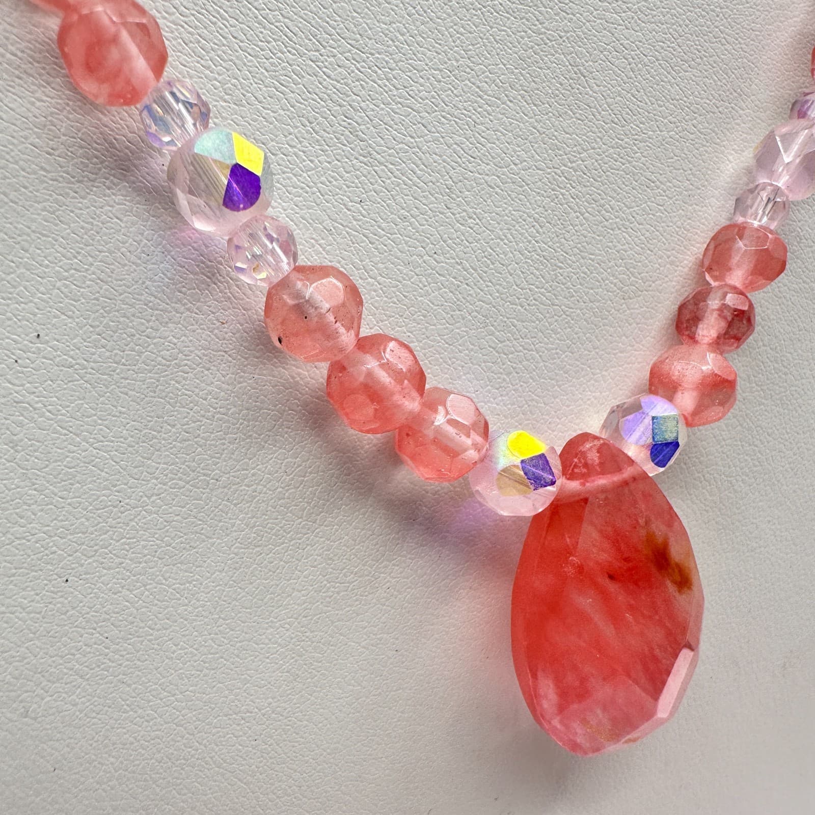 Vintage 90s Dainty Pink Strawberry Quartz Teardrop Pendant Beaded Choker Jewelry - Thumbnail 4