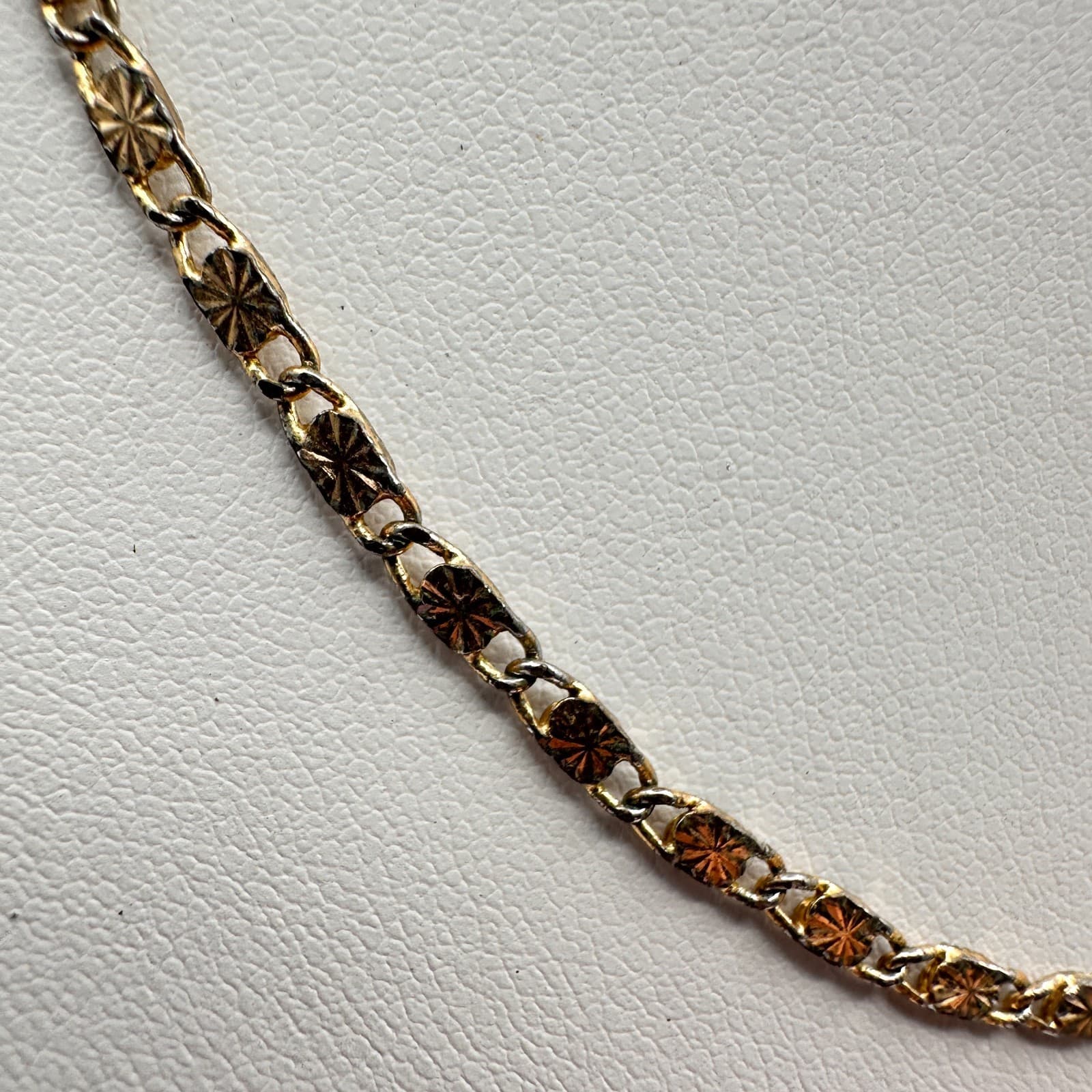 Vintage 90s Gold Tone Cut Starburst Link Chain Necklace Retro Women's Jewelry - Thumbnail 3