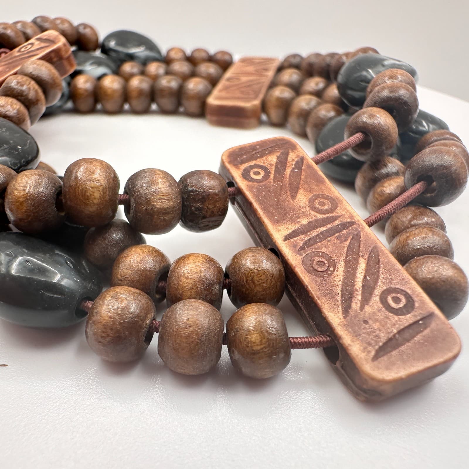 Vintage 90s Triple Strand Wood & Stone Stretch Bracelet Brown Black Earthy Boho - Thumbnail 7