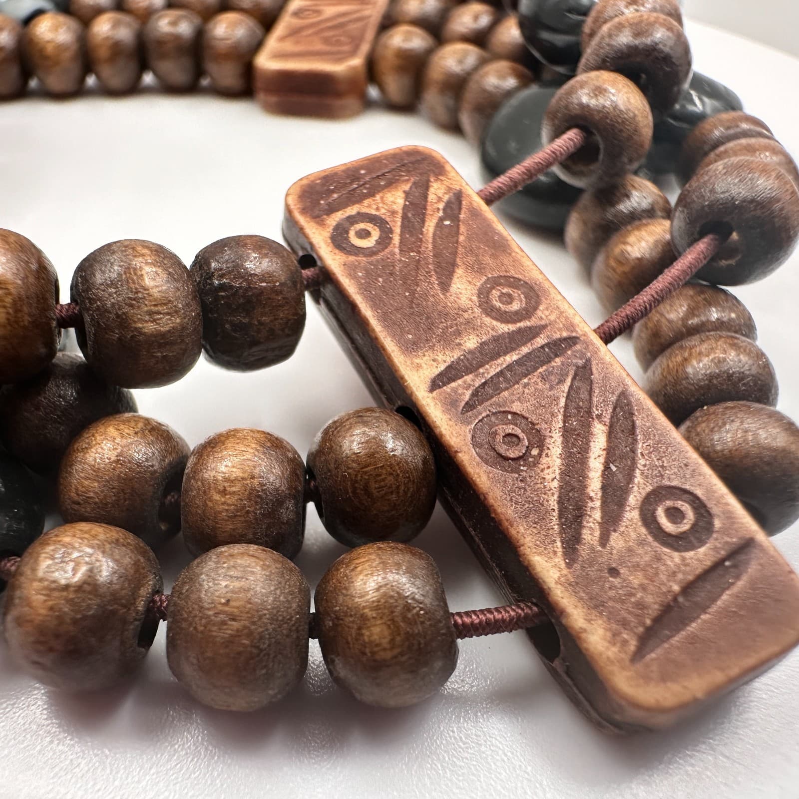 Vintage 90s Triple Strand Wood & Stone Stretch Bracelet Brown Black Earthy Boho - Thumbnail 8