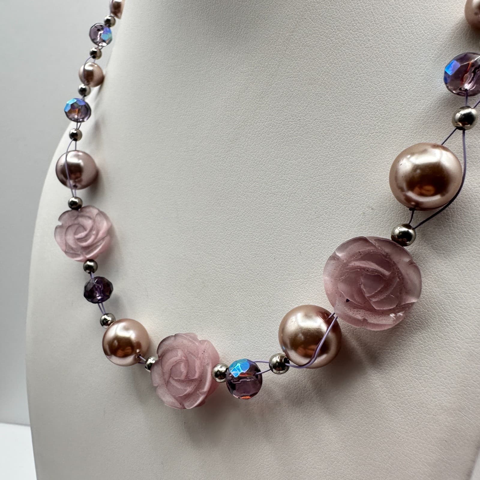 Vintage 90s Lavender Rose & Pearl Beaded Necklace with Accents Jewelry - Thumbnail 6