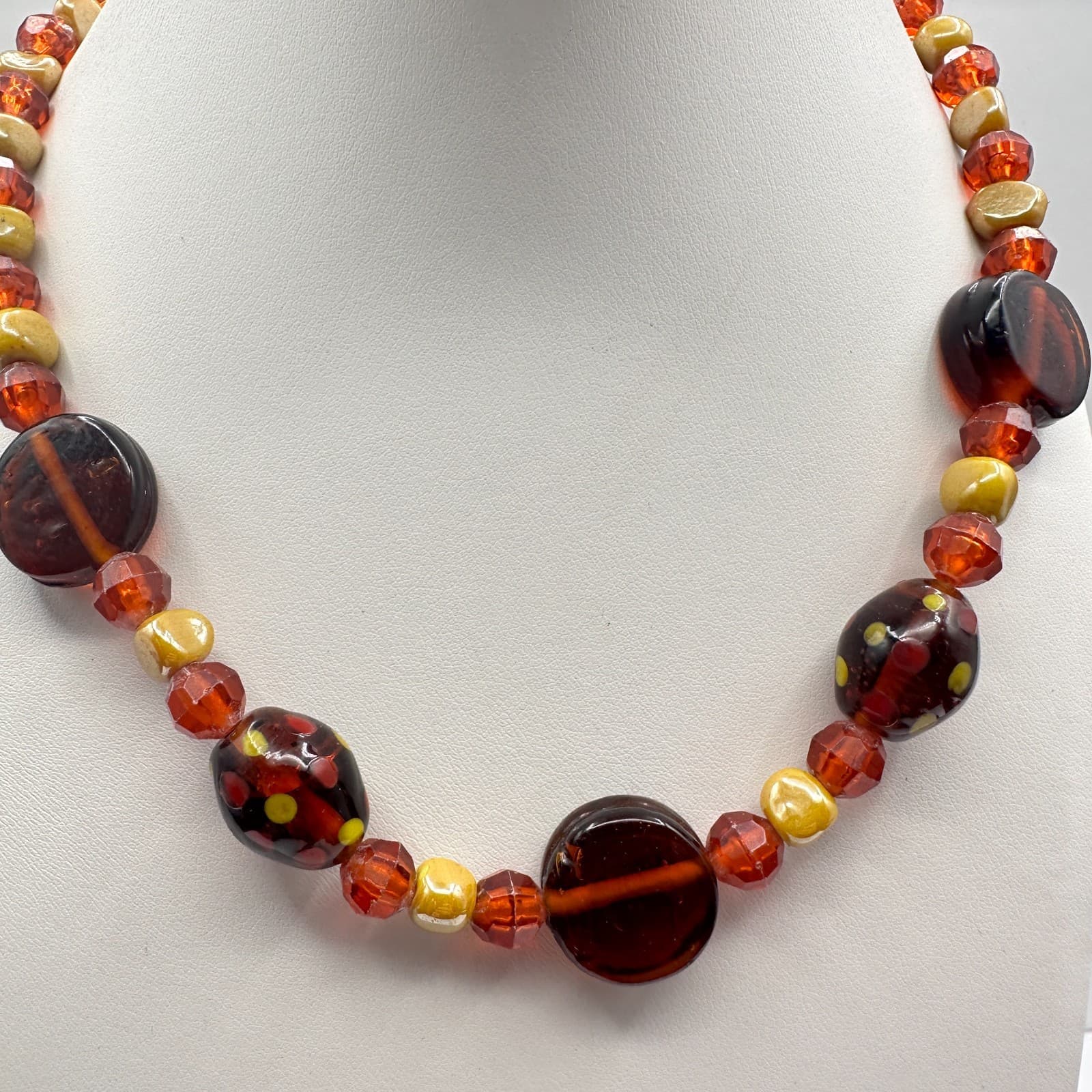 Vintage 90s Amber Glass Bead Necklace Earth Tone Boho Statement Women's Jewelry - Thumbnail 2