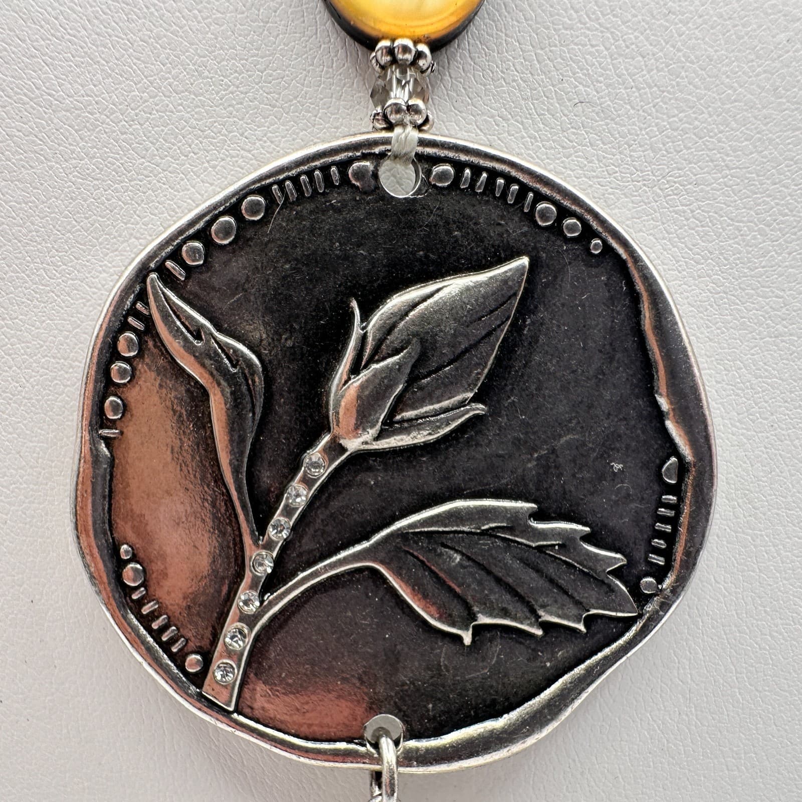 Vintage 80s Mother Pearl Leaf & Shell Bead Tassel Pendant Long Necklace Jewelry - Thumbnail 3