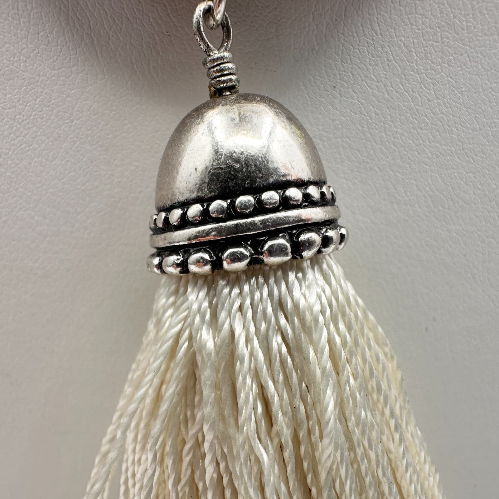 Vintage 80s Mother Pearl Leaf & Shell Bead Tassel Pendant Long Necklace Jewelry - Thumbnail 9