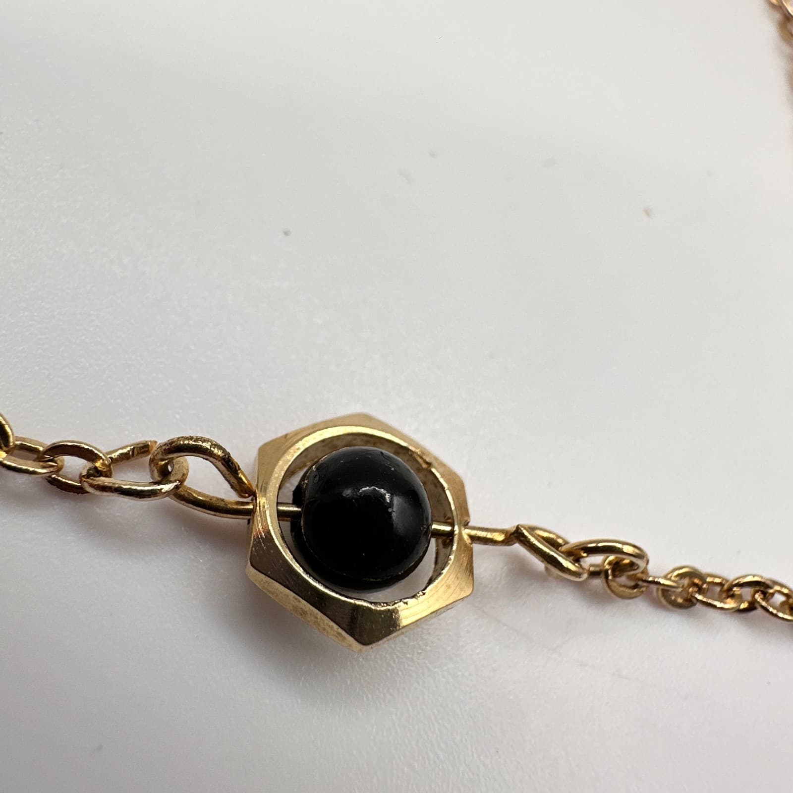 Vintage 90s Gold Tone Hexagon Black Bead Station Bracelet Minimalist Jewelry - Thumbnail 2