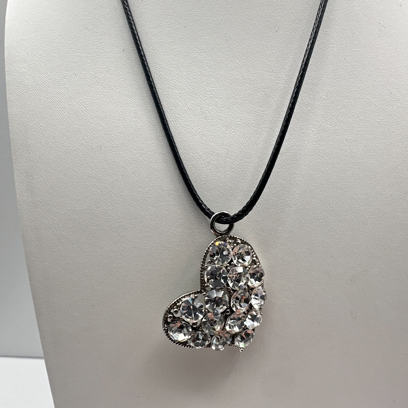 Vintage 90s Silver Tone Rhinestone Heart Pendant Necklace Black Cord Jewelry - Thumbnail 6