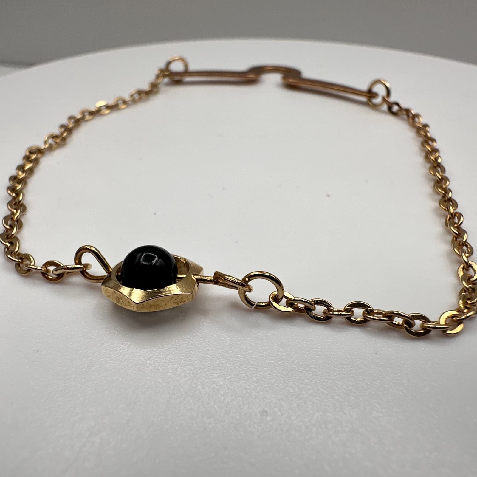 Vintage 90s Gold Tone Hexagon Black Bead Station Bracelet Minimalist Jewelry - Thumbnail 3