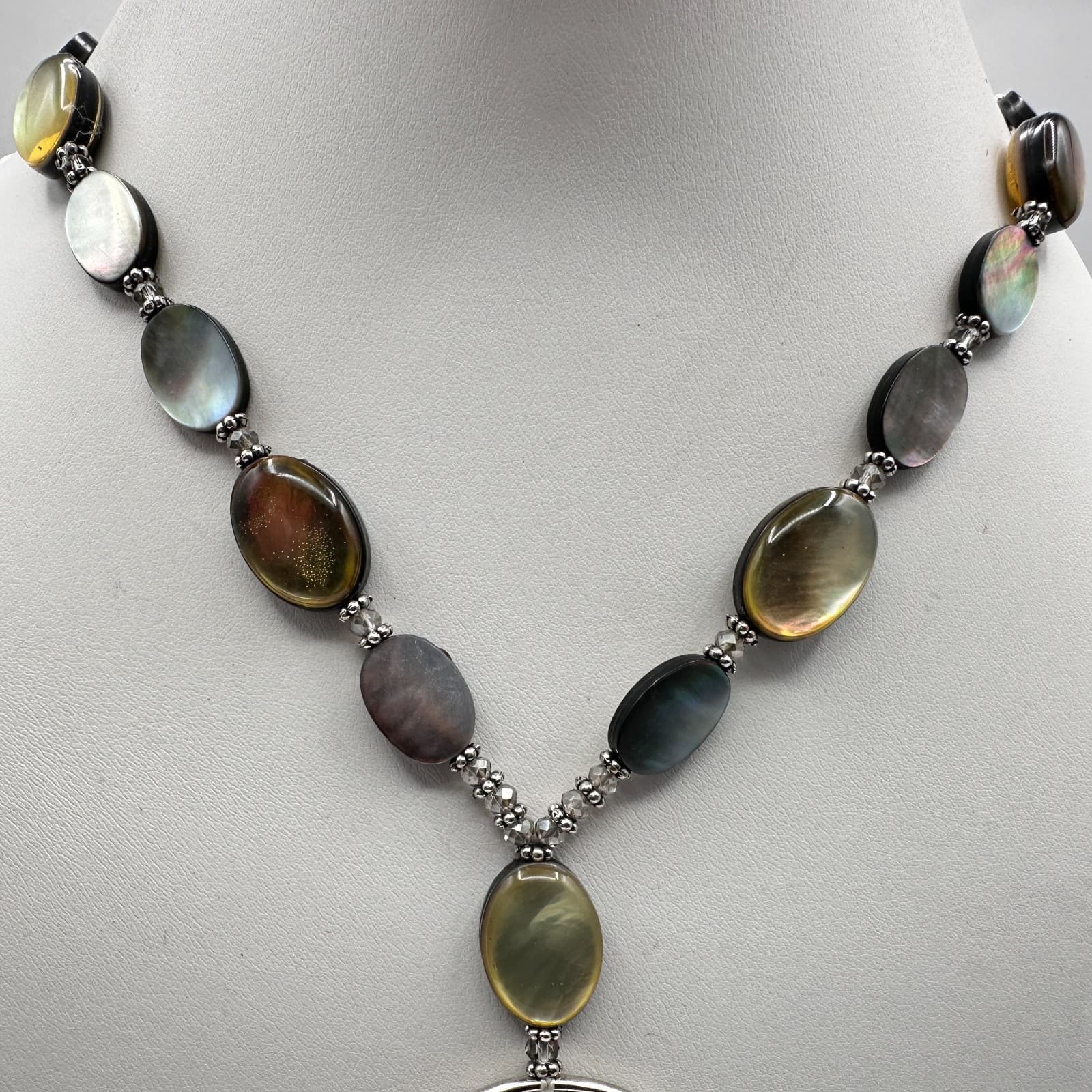 Vintage 80s Mother Pearl Leaf & Shell Bead Tassel Pendant Long Necklace Jewelry - Thumbnail 7