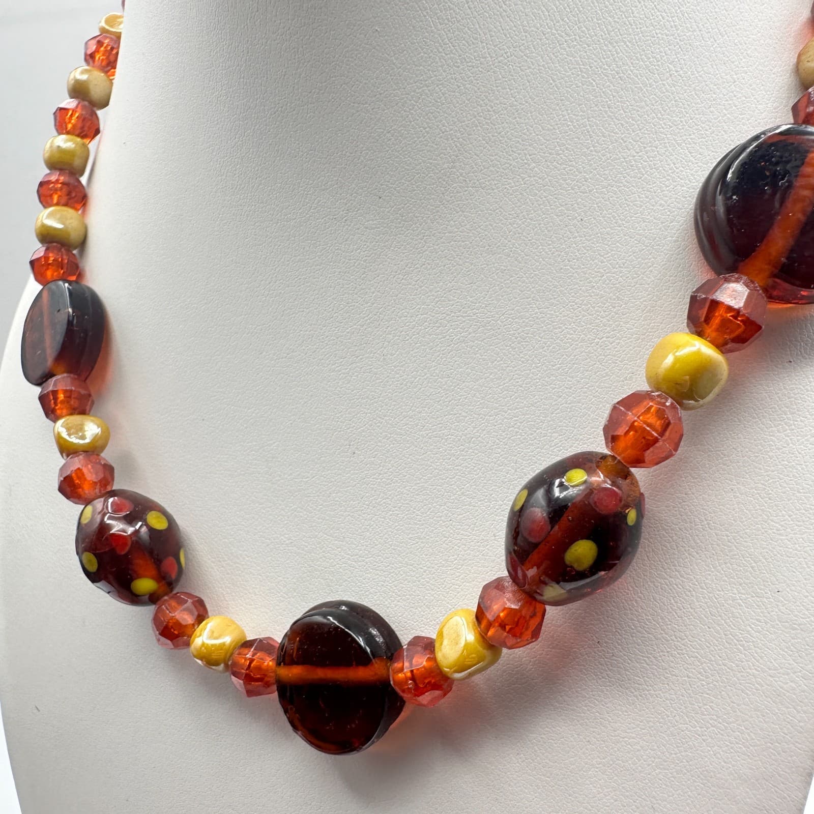Vintage 90s Amber Glass Bead Necklace Earth Tone Boho Statement Women's Jewelry - Thumbnail 6