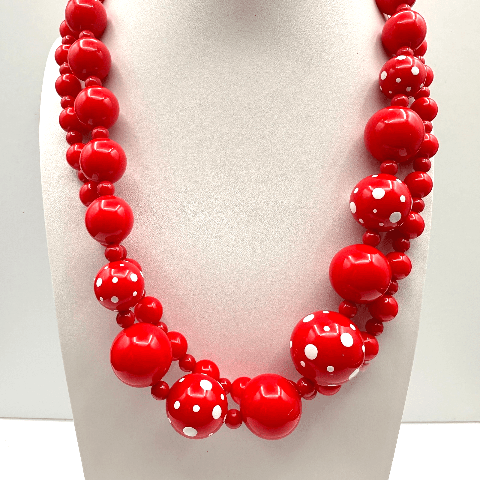 Vintage 90s Red & White Polka Dot Graduated Bubble Bead Collar Necklace Jewelry - Image 1