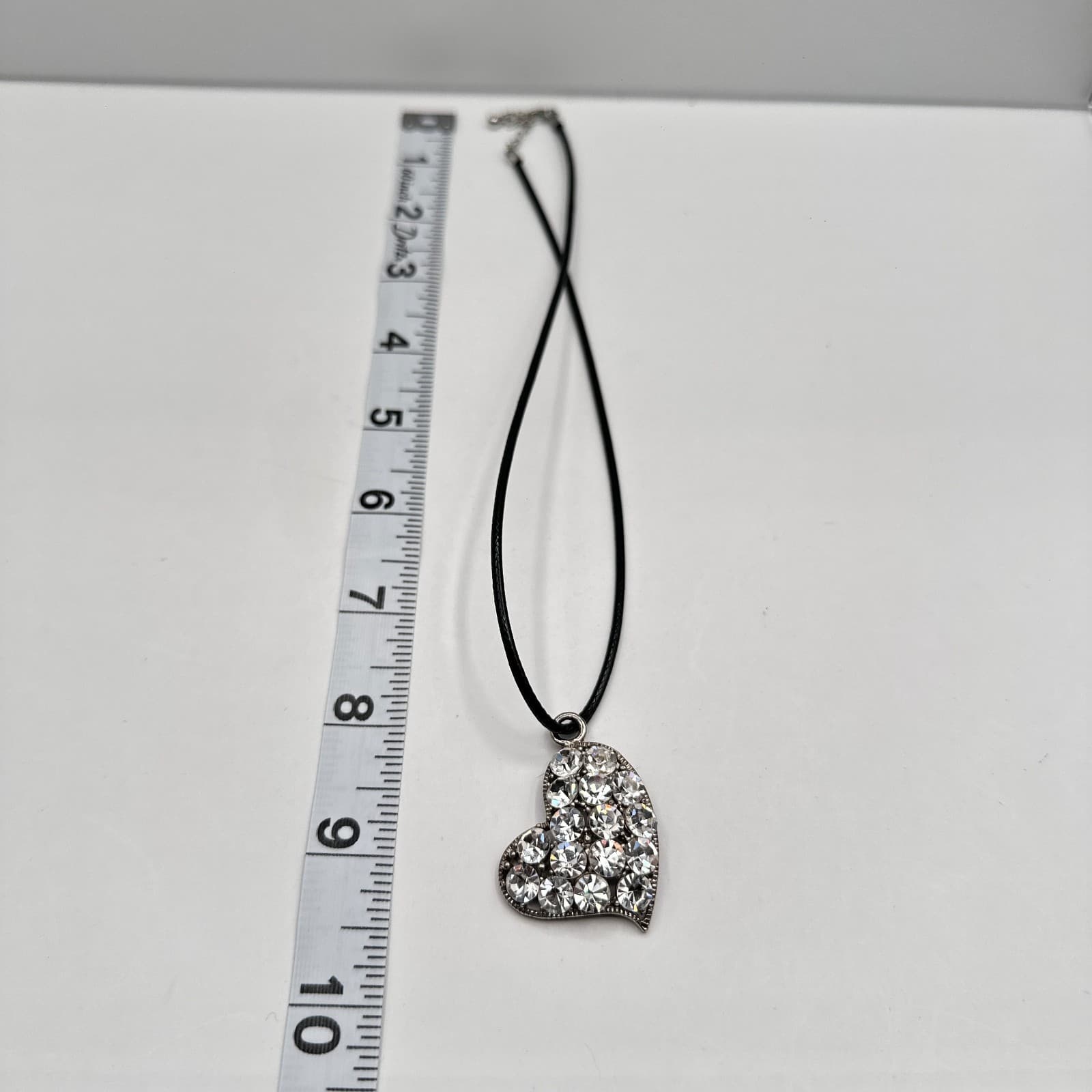Vintage 90s Silver Tone Rhinestone Heart Pendant Necklace Black Cord Jewelry - Thumbnail 8