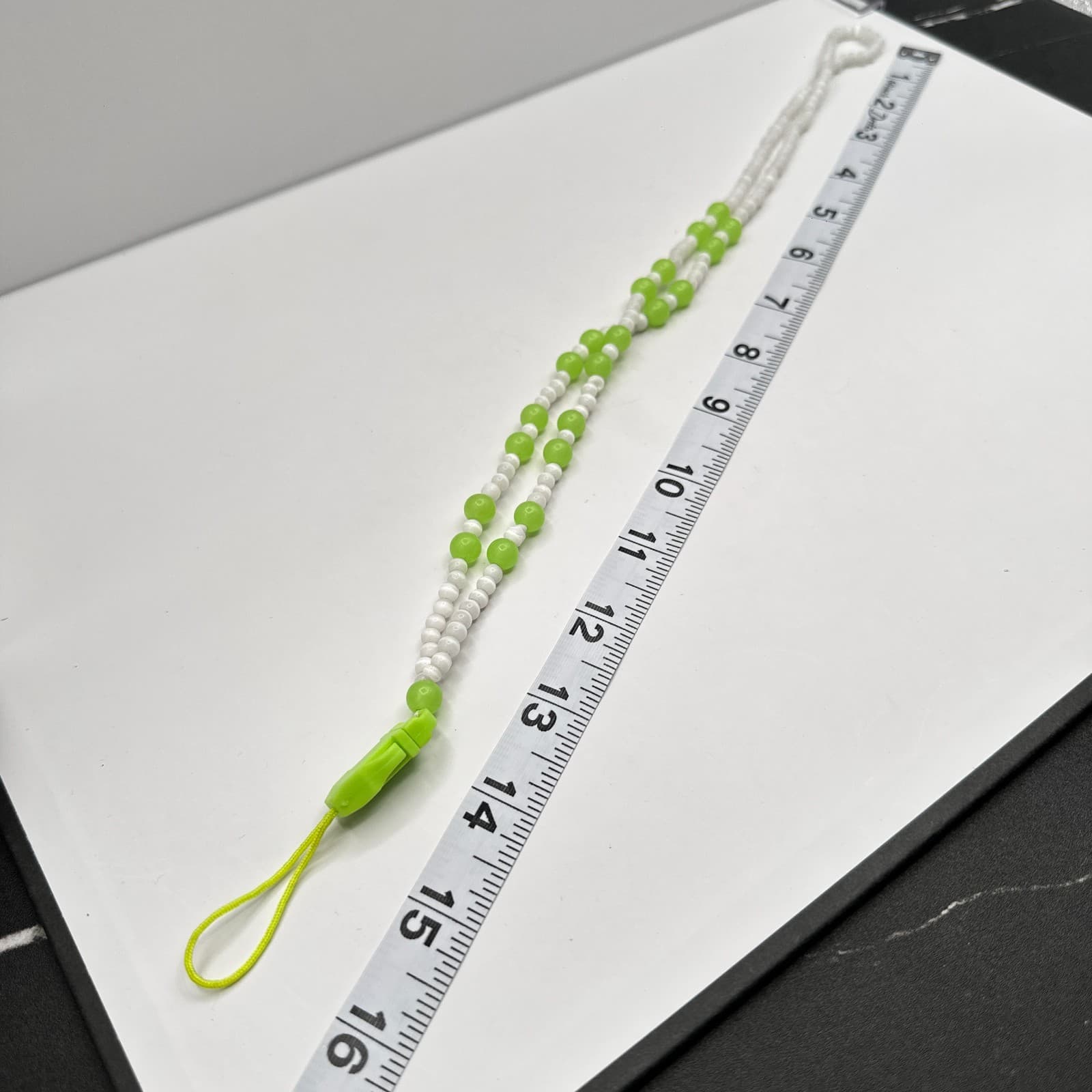 Vintage Y2K Lime Green & White Beaded Lanyard Necklace Whistle Clip Tech Jewelry - Thumbnail 9