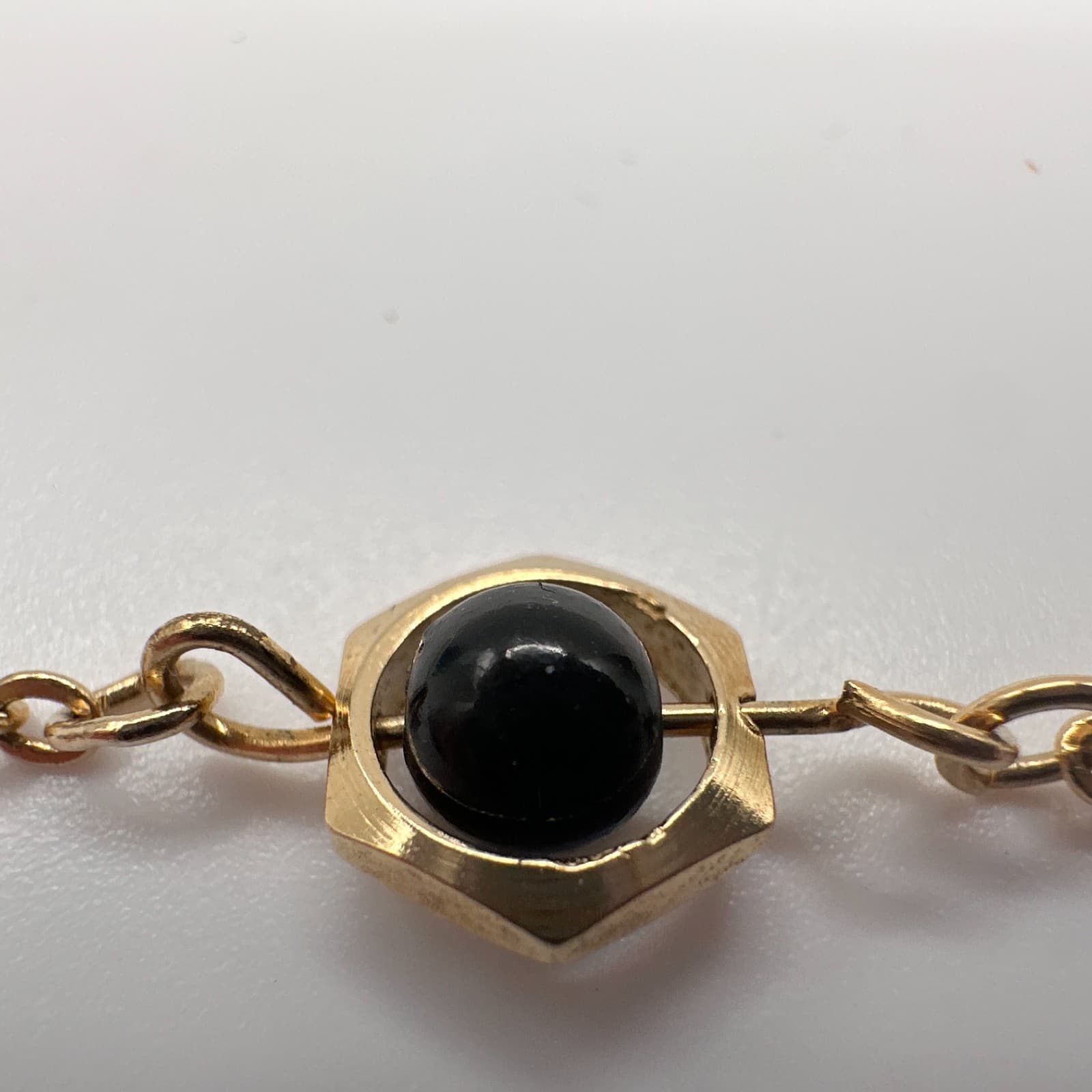 Vintage 90s Gold Tone Hexagon Black Bead Station Bracelet Minimalist Jewelry - Thumbnail 5