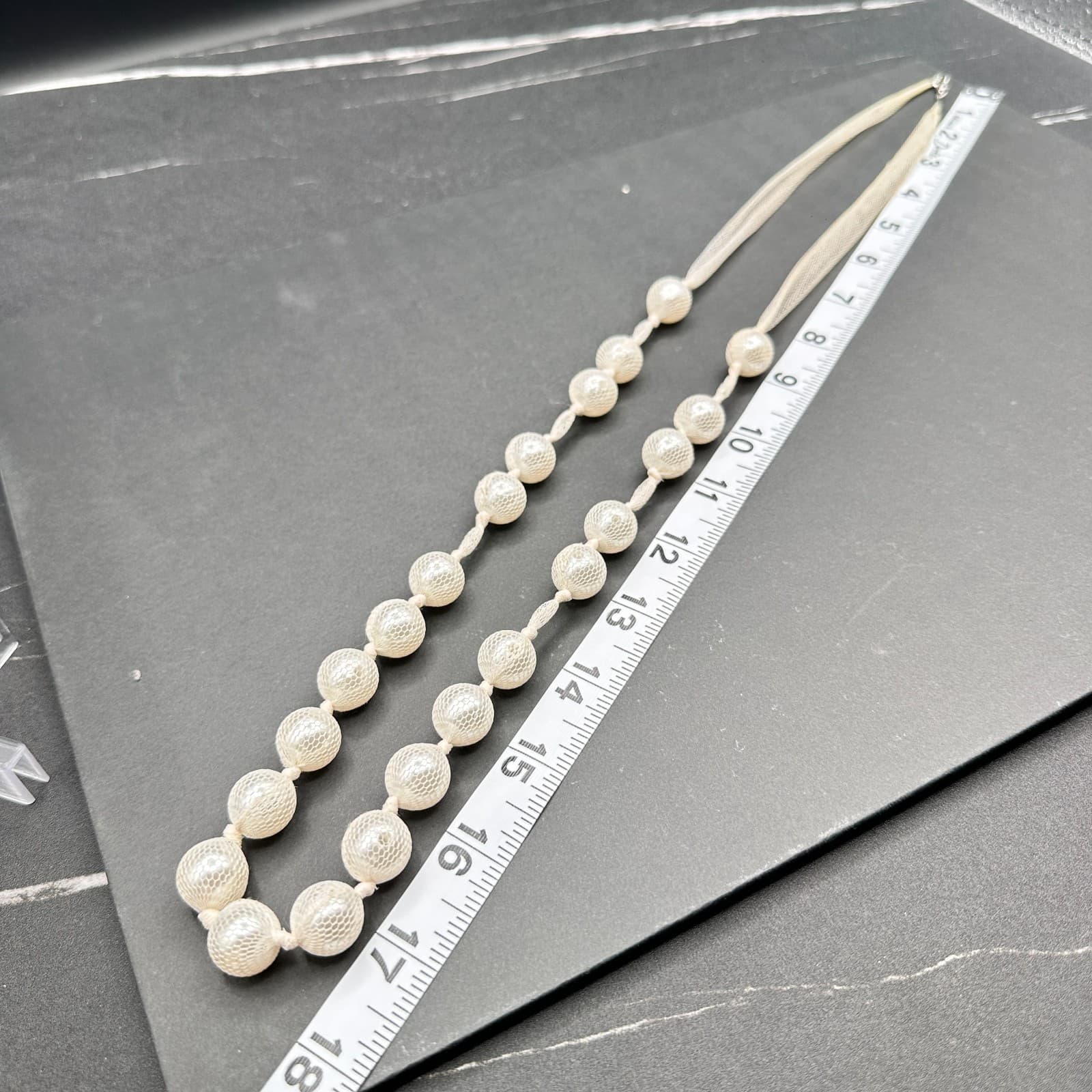 Vintage 90s Cream Faux Pearl Mesh Net Wrap Bead Necklace Classic Women's Jewelry - Thumbnail 10