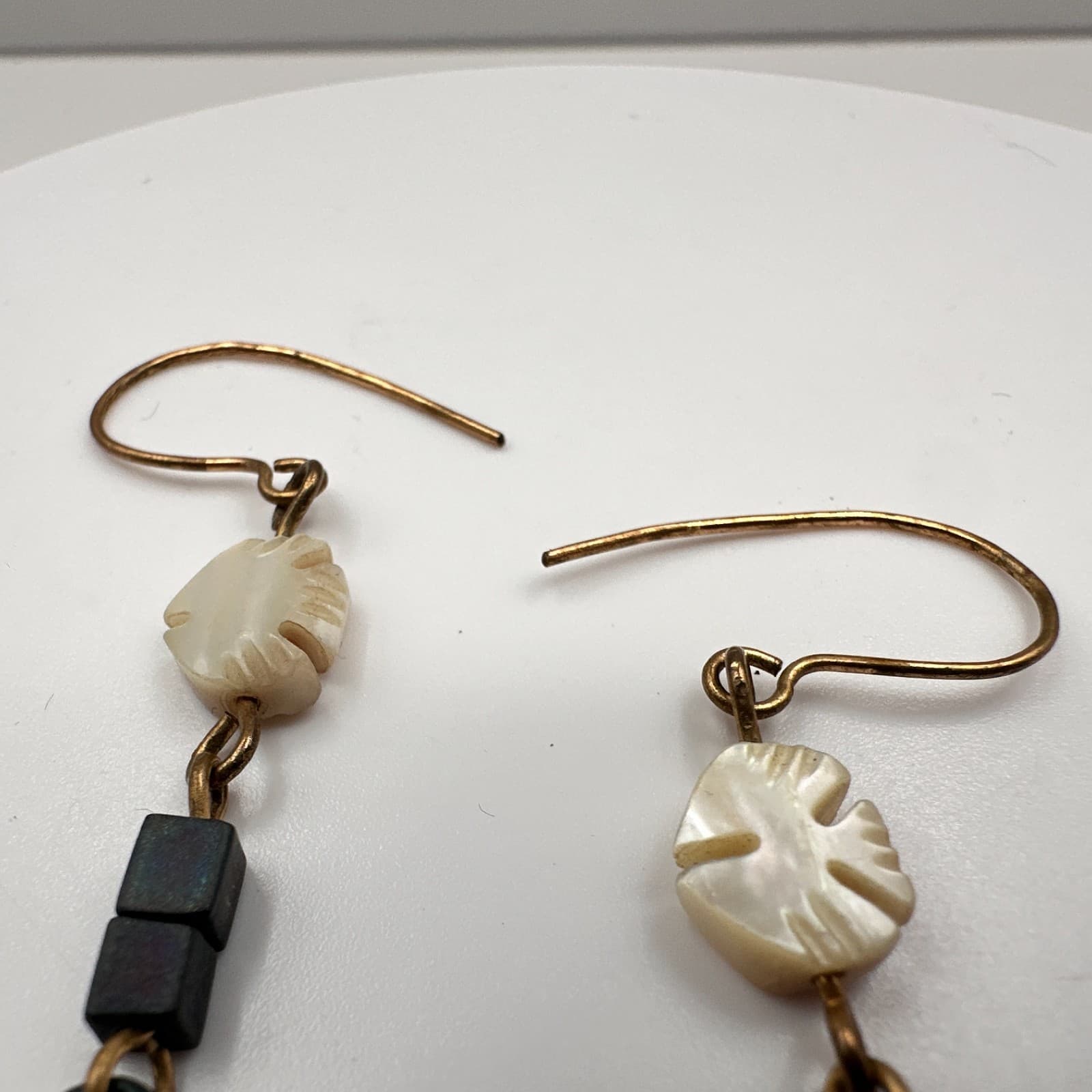 Vintage 90s Carved Fish Dangle Earrings Cube Beaded Boho Women's Classic Jewelry - Thumbnail 5