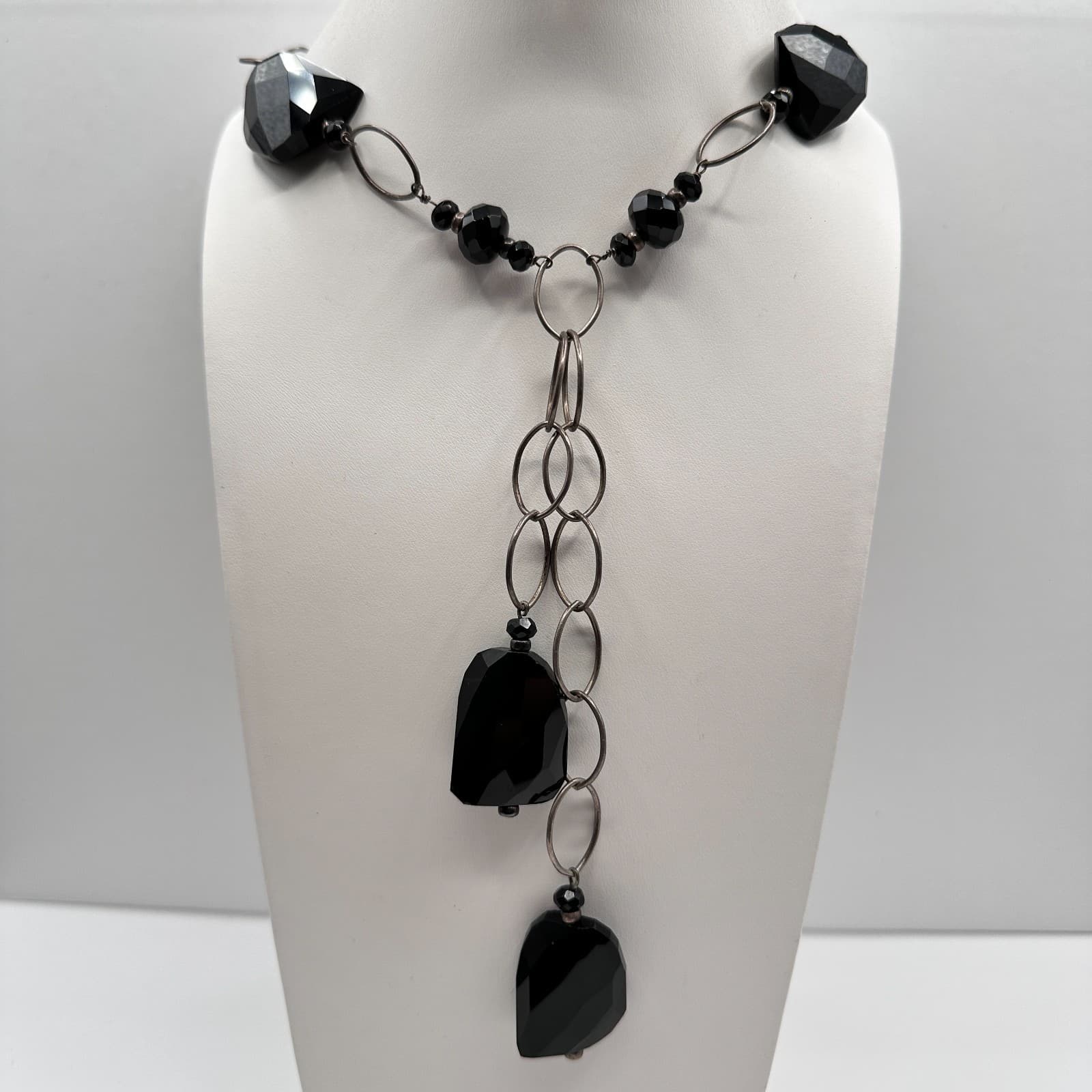 Vintage 90s Y2K Black Onyx Style Beaded Statement Lariat Silver Tone Necklace - Image 1