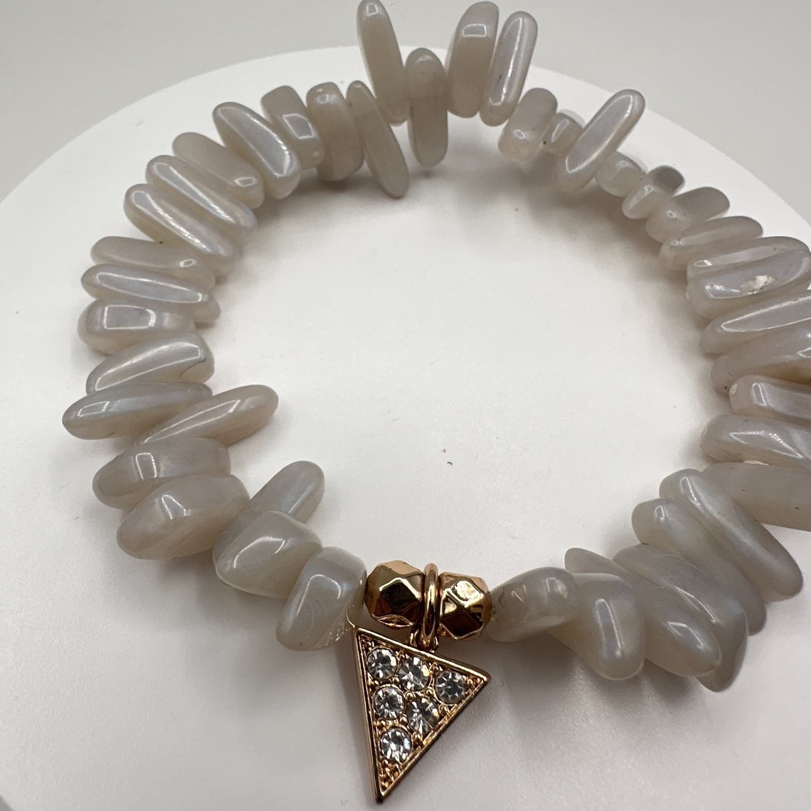 Vintage 90s Ivory Stone Chip Stretch Bracelet Gold Tone Rhinestone Triangle - Thumbnail 10