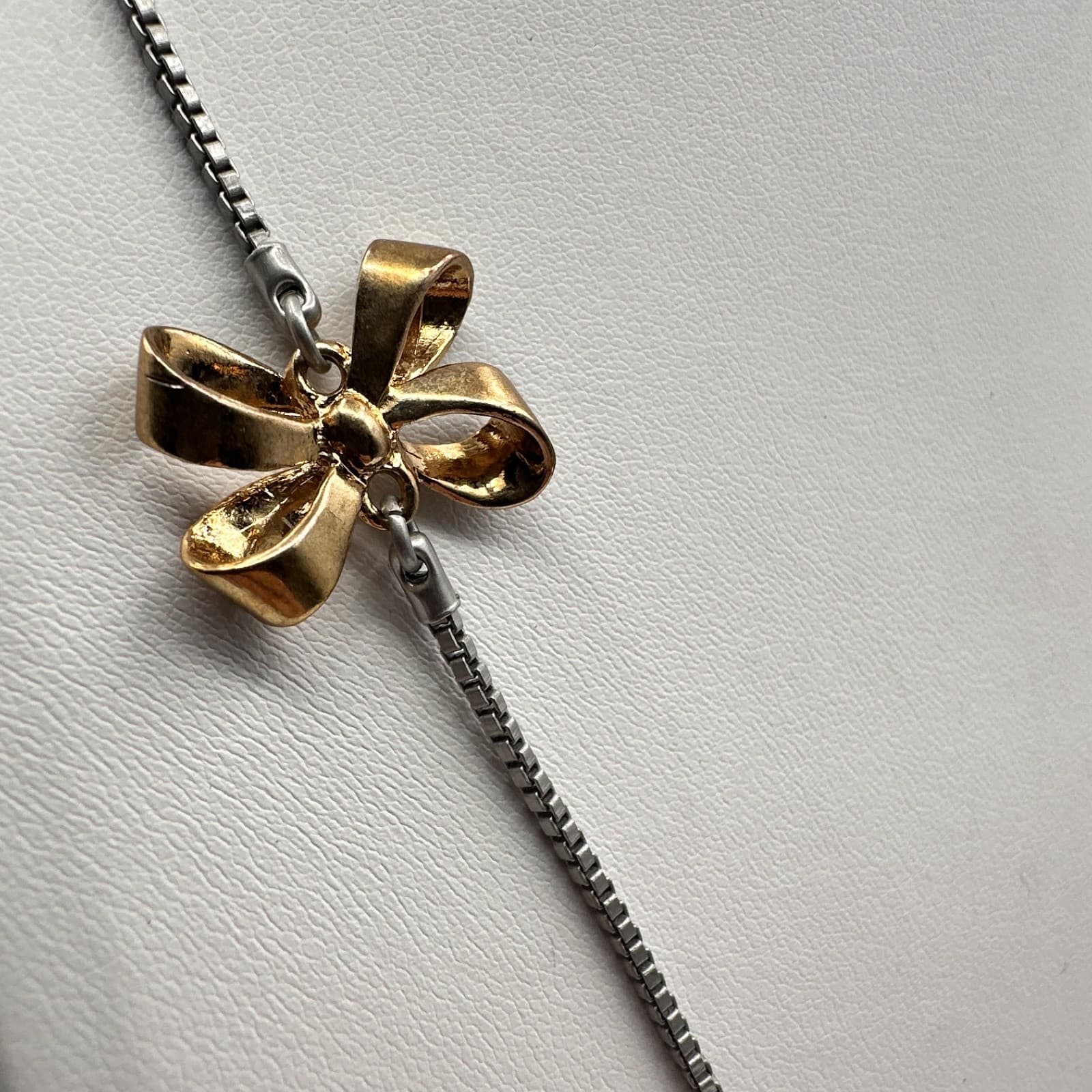 Vintage 90s Y2K Gold Tone Bow Station Necklace Box Chain Lobster Boho Jewelry - Thumbnail 5
