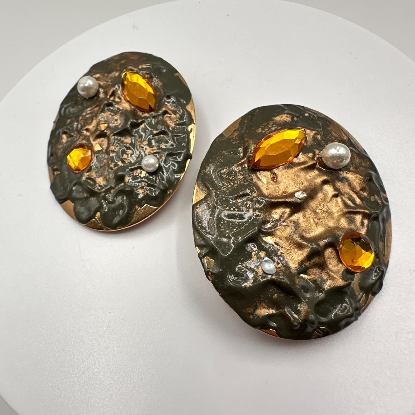 Vintage 80s Gold Tone Oval Earrings Enamel Faux Pearl Amber Rhinestone Jewelry - Thumbnail 2