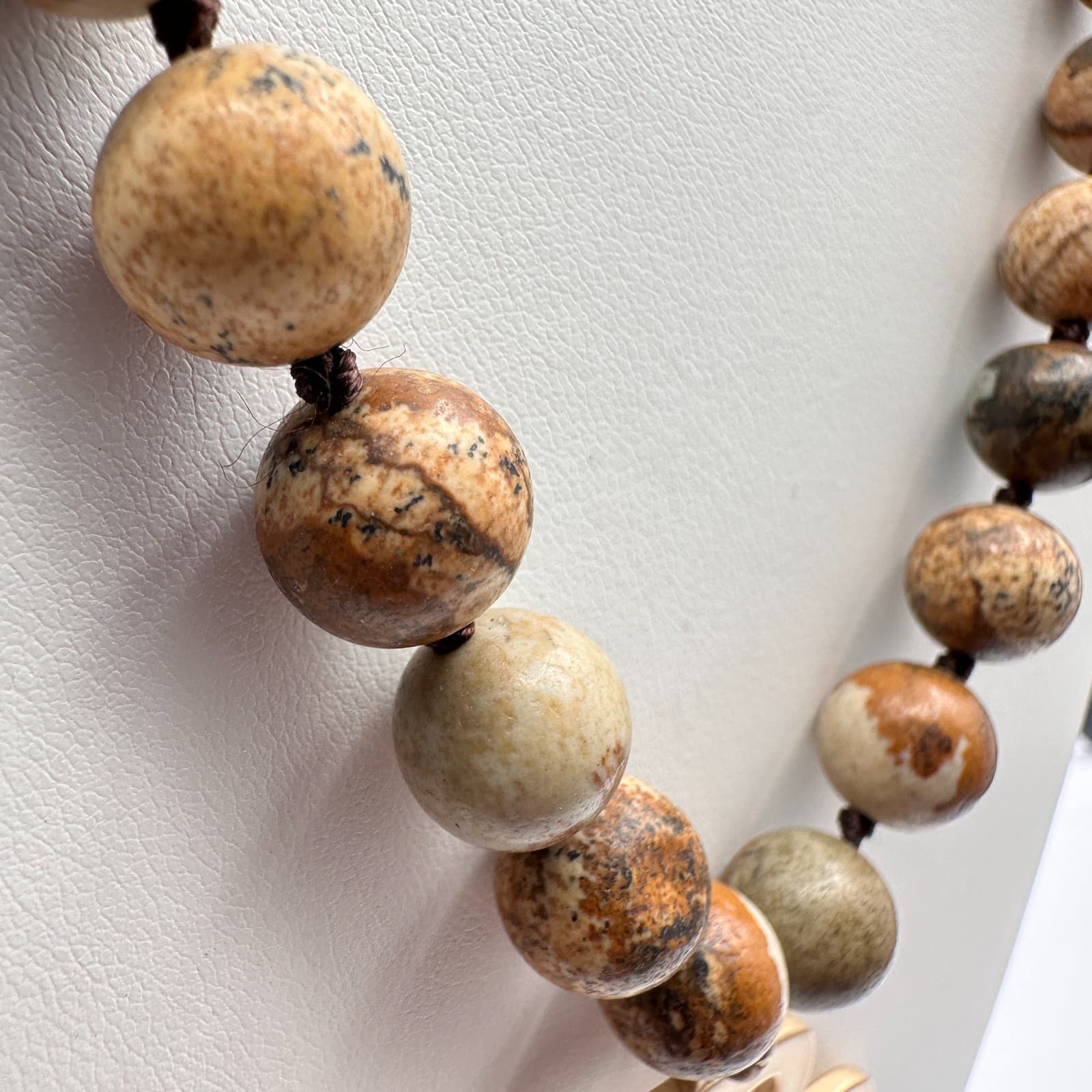 Vintage 90s Jasper Stone Beaded Necklace Gold Tone Open Cross Pendant Jewelry - Thumbnail 7