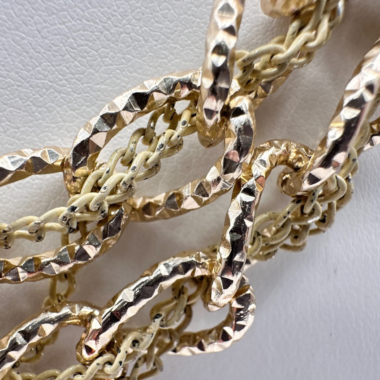 Vintage 90s Multi-Strand Gold Tone Necklace Beige Glass Beads Classic Jewelry - Thumbnail 6