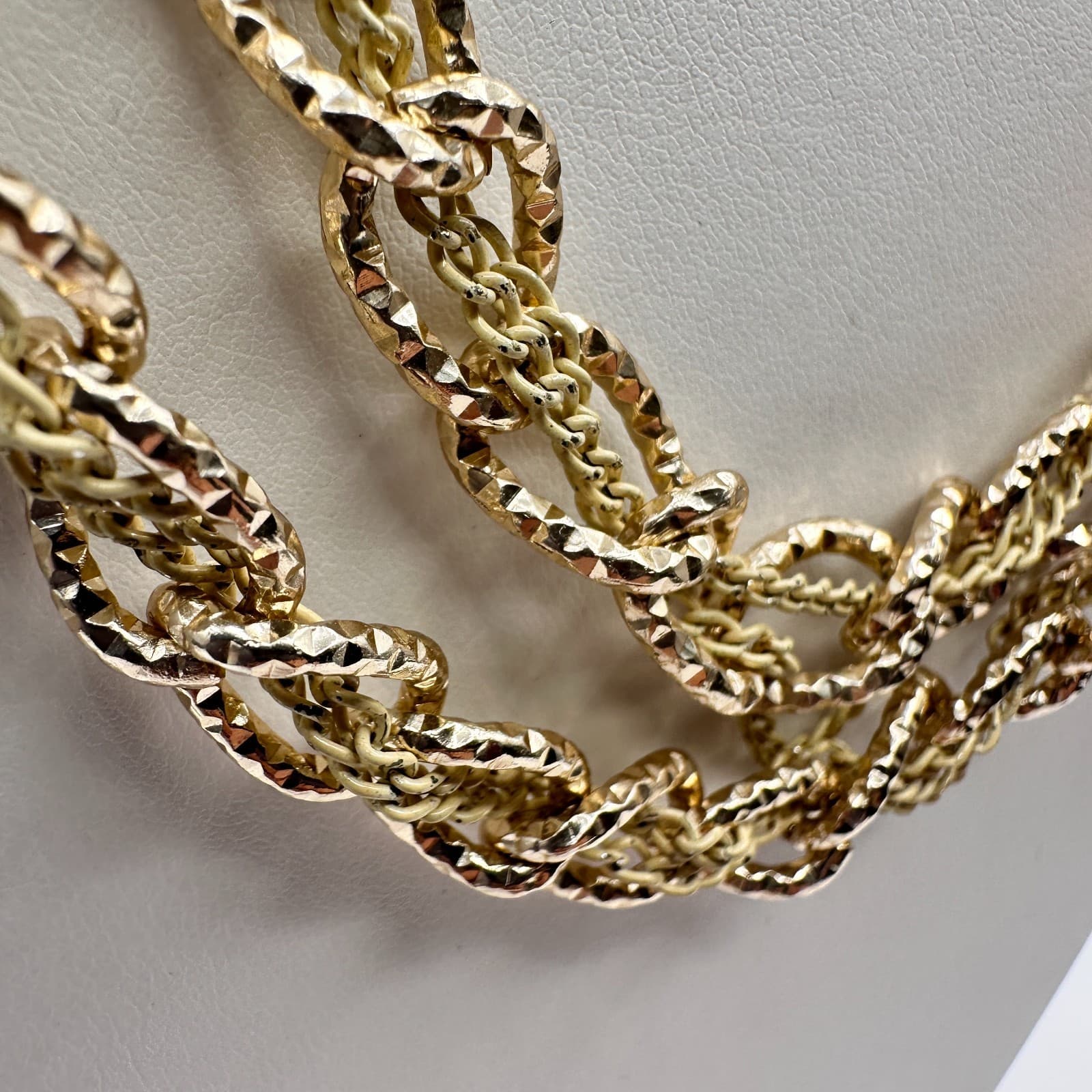 Vintage 90s Multi-Strand Gold Tone Necklace Beige Glass Beads Classic Jewelry - Thumbnail 4