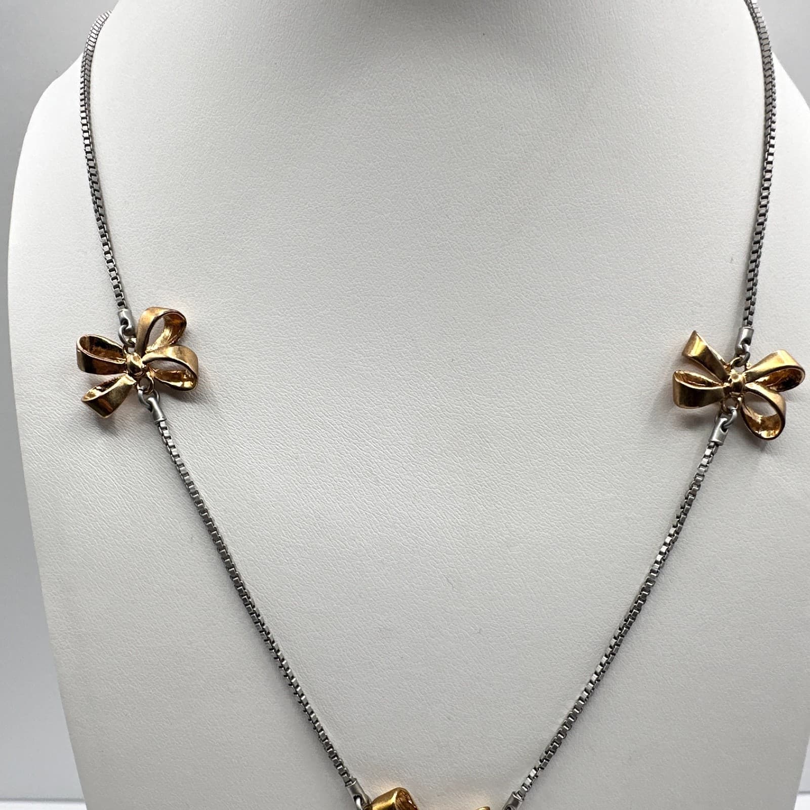 Vintage 90s Y2K Gold Tone Bow Station Necklace Box Chain Lobster Boho Jewelry - Thumbnail 3