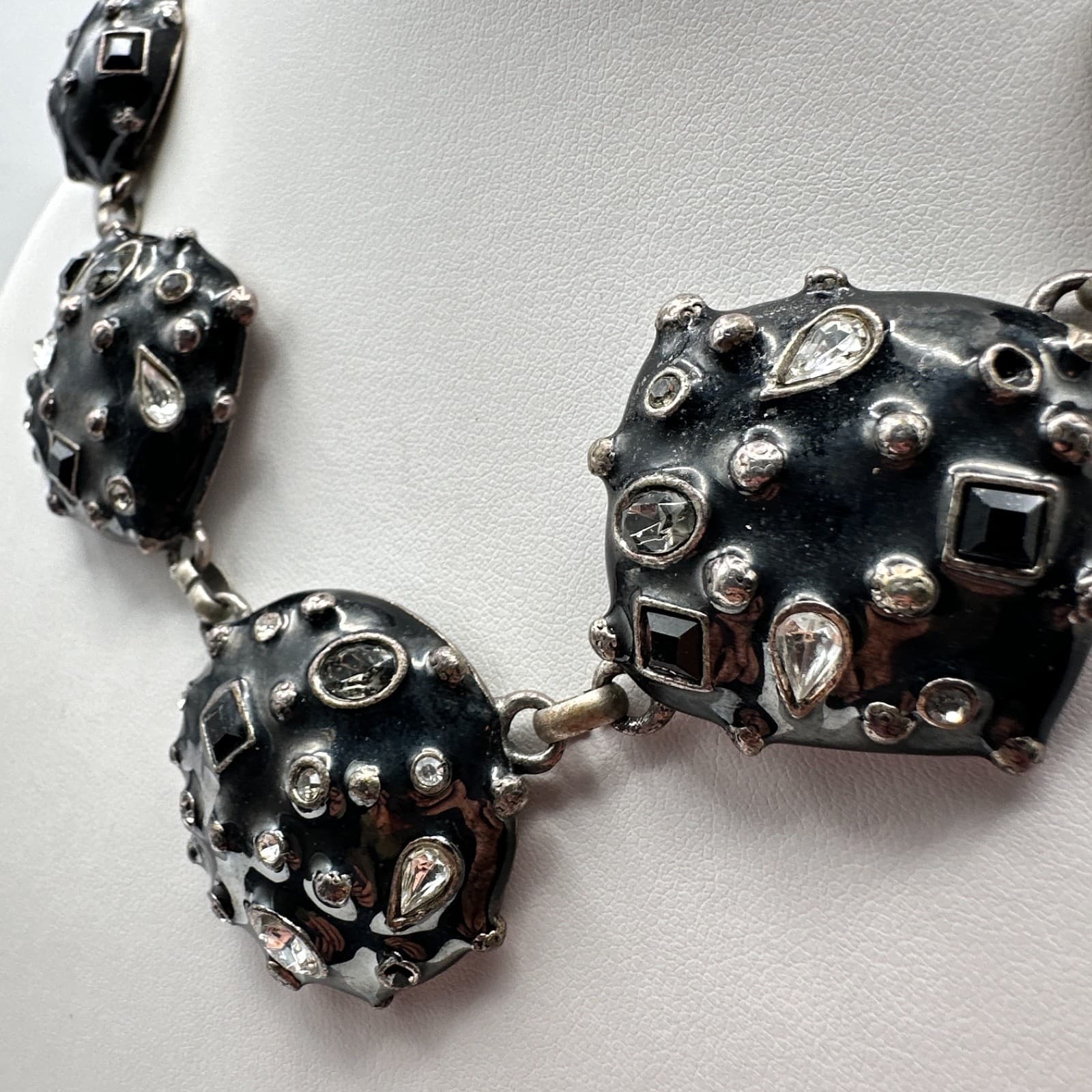 Vintage 90s Black Enamel Rhinestone Jewelry Set Silver-Tone Chunky Retro Hoop - Thumbnail 8