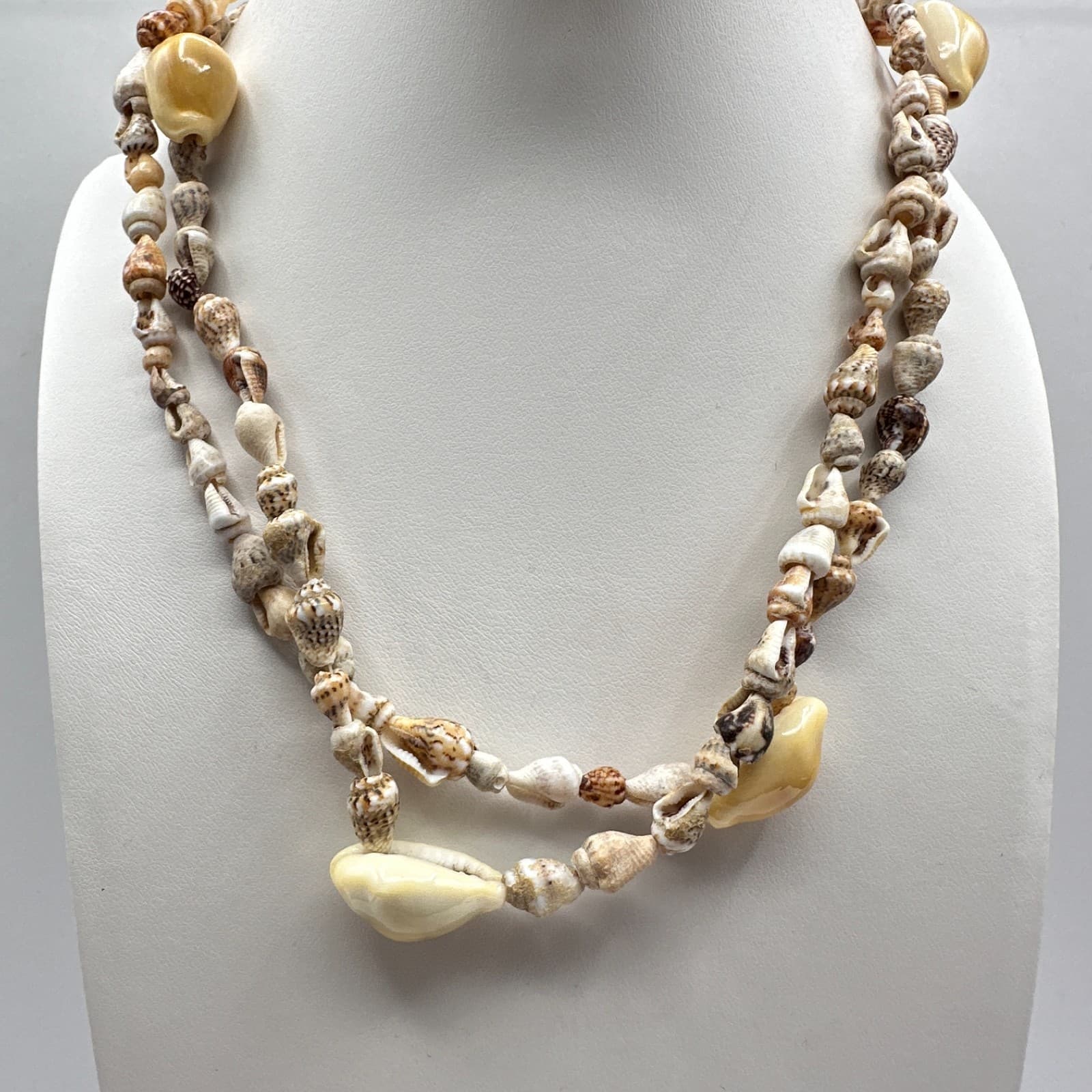 Vintage 90s Cowrie Sea Shell Double Strand Necklace Boho Beach Nautical Jewelry - Image 1