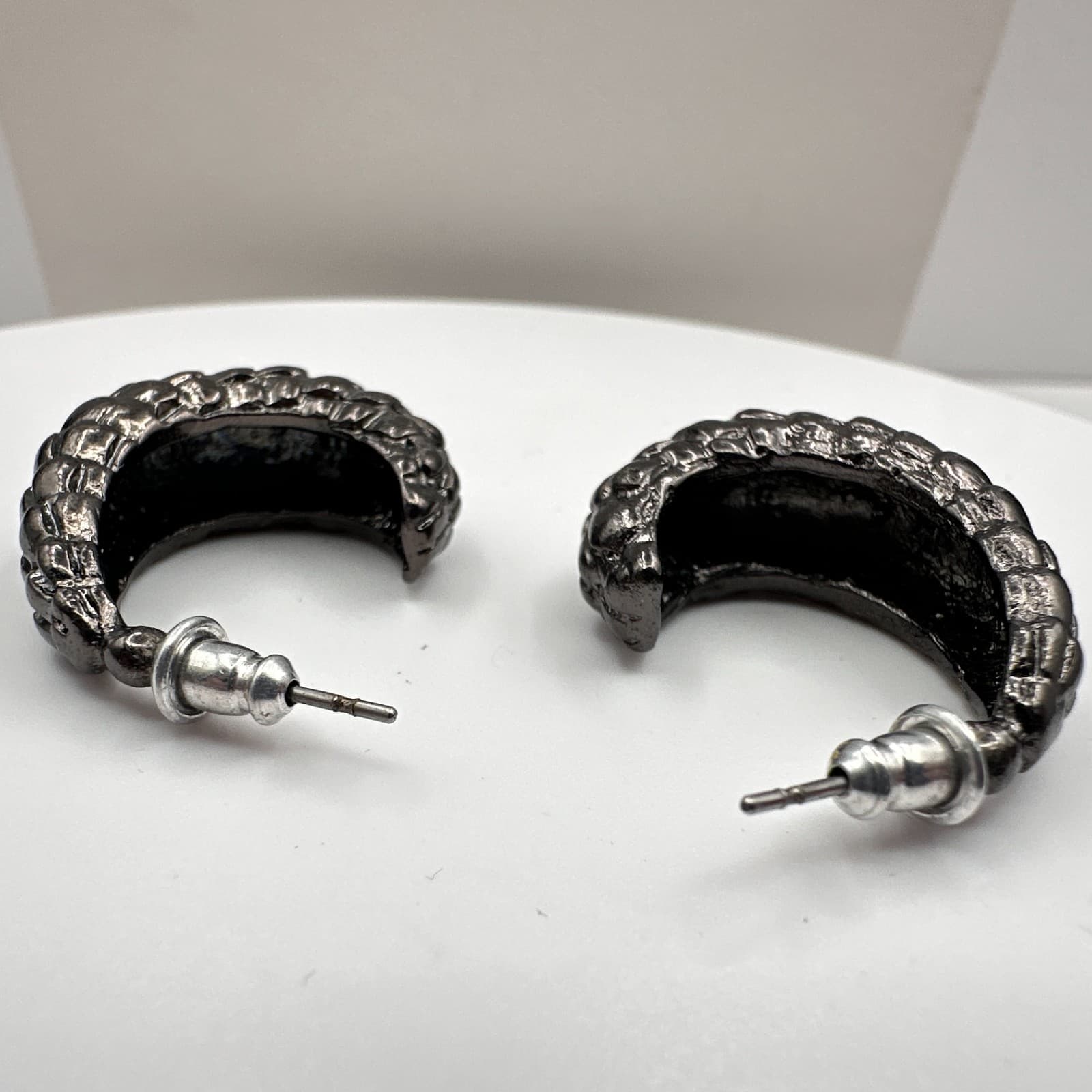 Vintage 90s Black Enamel Rhinestone Jewelry Set Silver-Tone Chunky Retro Hoop - Thumbnail 12