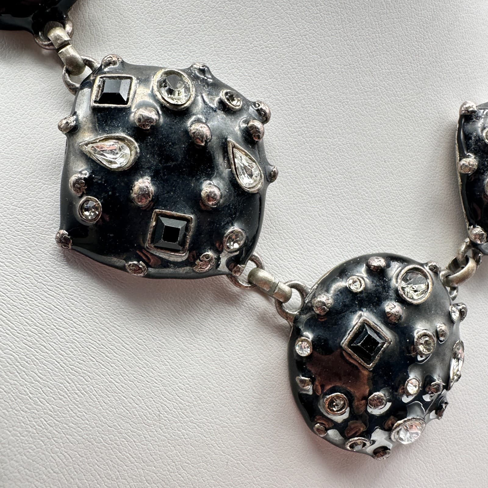 Vintage 90s Black Enamel Rhinestone Jewelry Set Silver-Tone Chunky Retro Hoop - Thumbnail 4