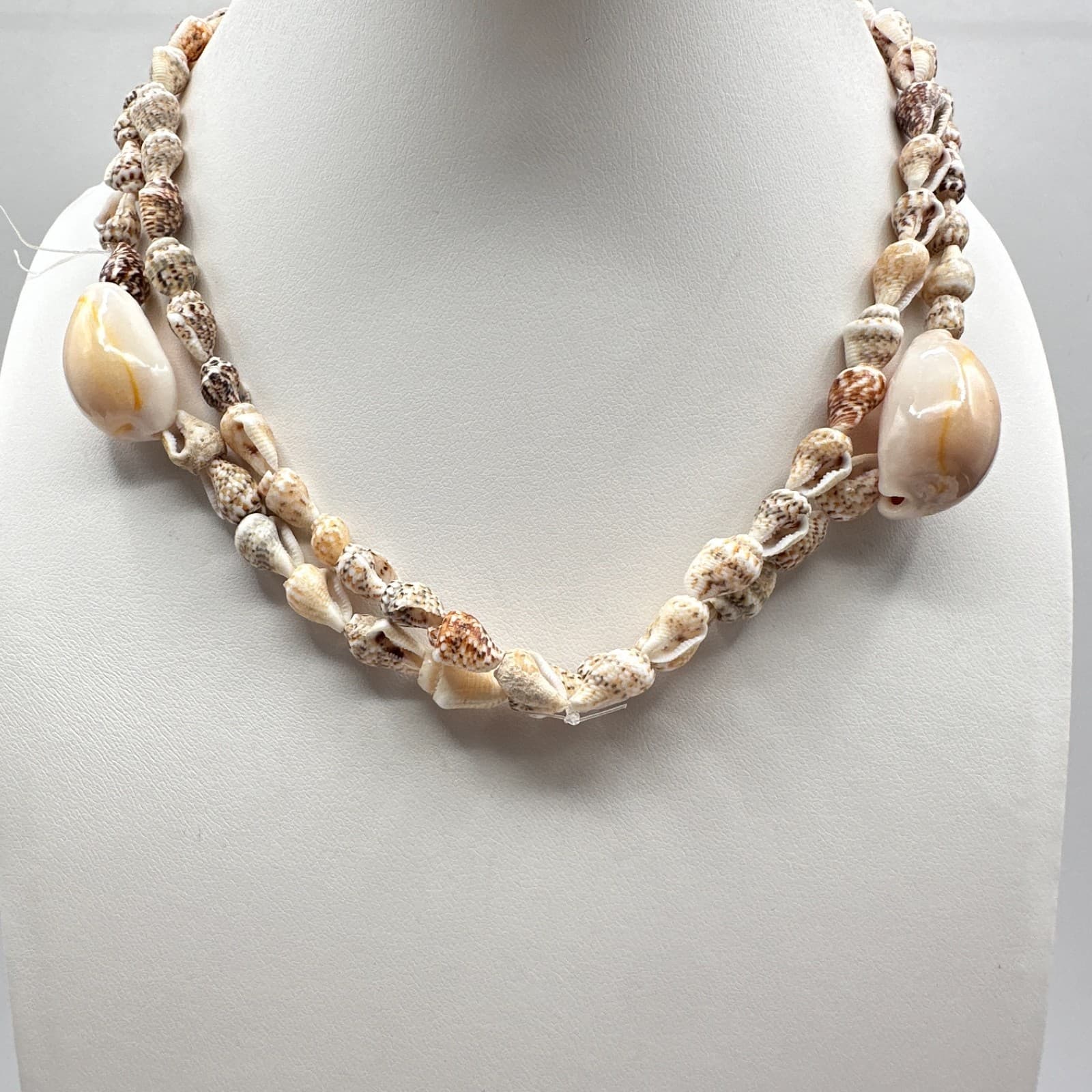 Vintage 90s Double Strand Sea Shell Necklace Cream Cowrie Puka Shells Boho - Image 1