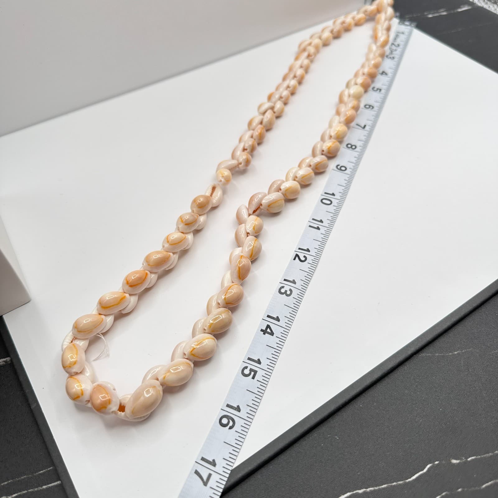 Vintage 90s Cowrie Shell Strand Necklace Boho Tropical Beach Coastal Jewelry - Thumbnail 9