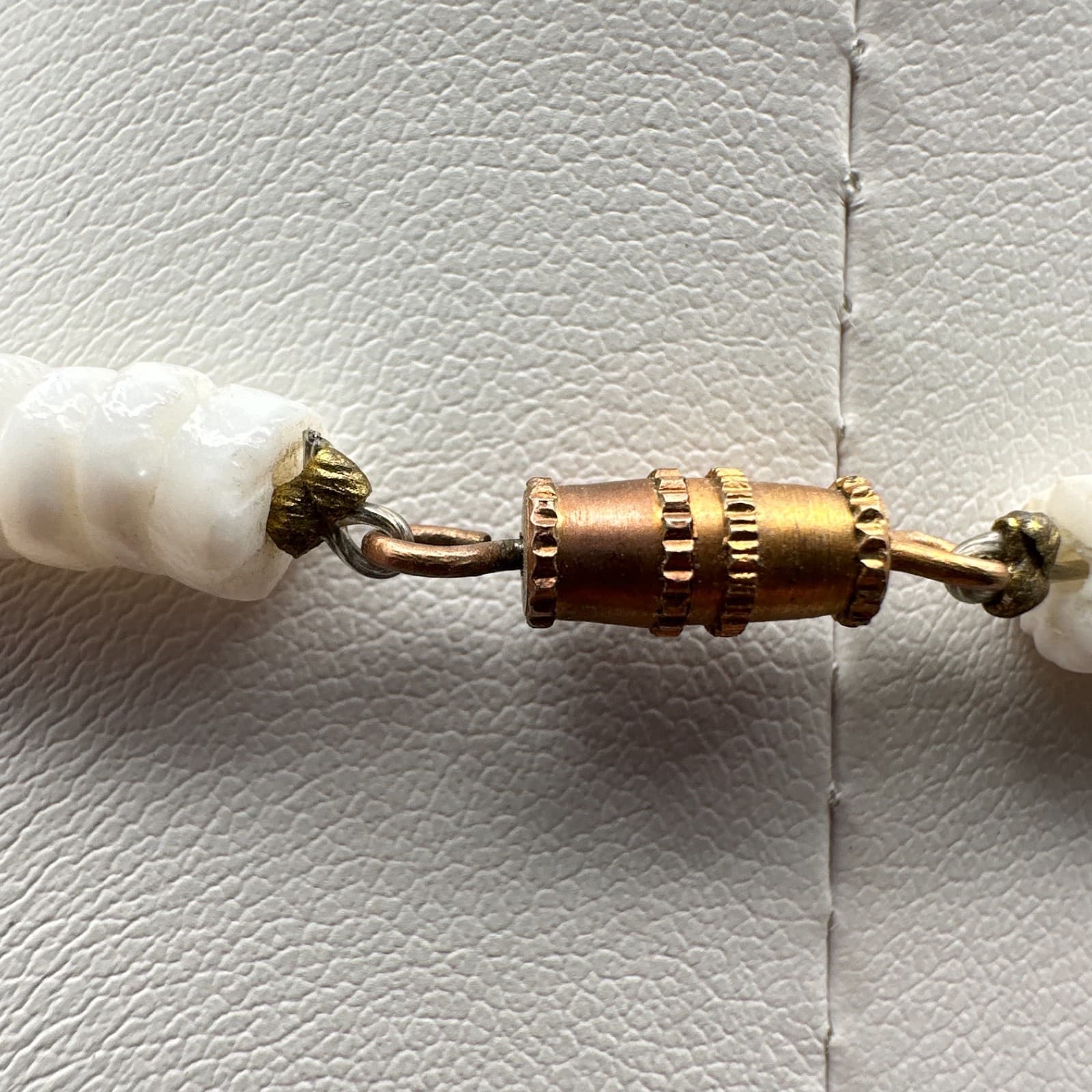 Vintage Y2K Pink Heishe Shell Necklace White Bead Boho Choker Statement Jewelry - Thumbnail 12