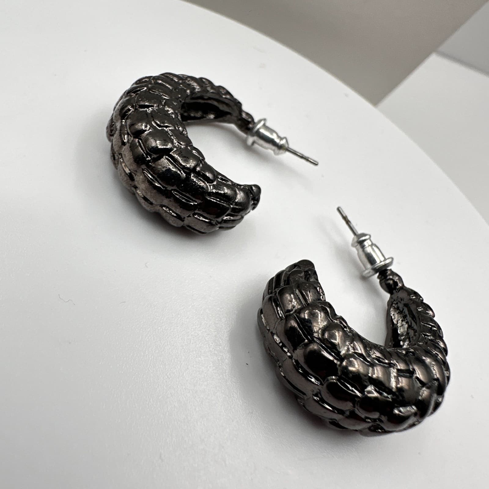 Vintage 90s Black Enamel Rhinestone Jewelry Set Silver-Tone Chunky Retro Hoop - Thumbnail 9