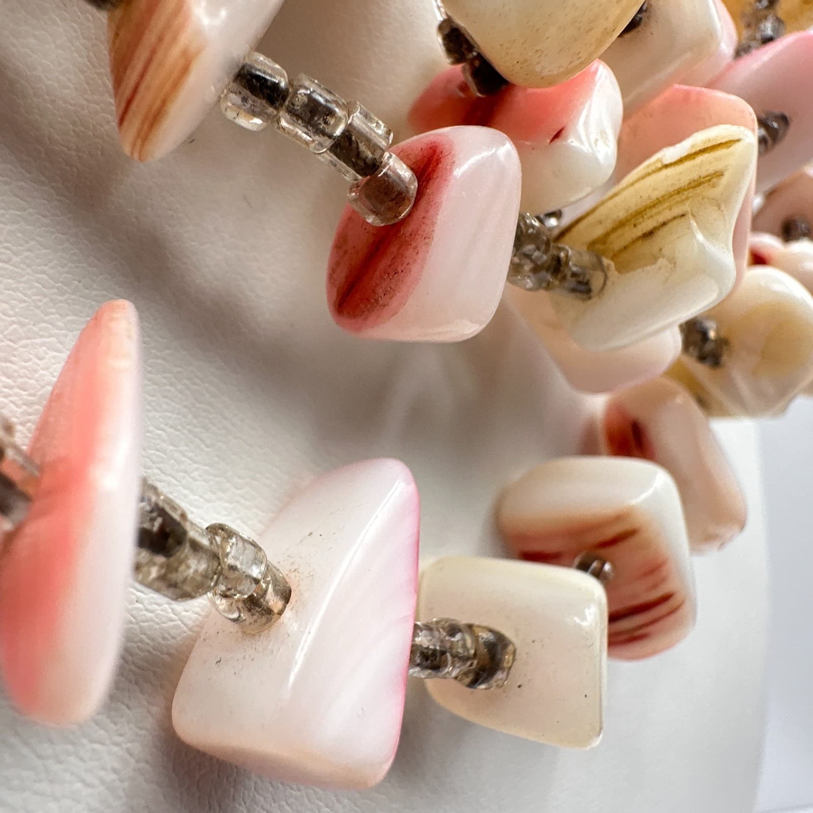 Vintage 90s Pink White Shell Beads Multi Strand Necklace Boho Beach Jewelry - Thumbnail 6