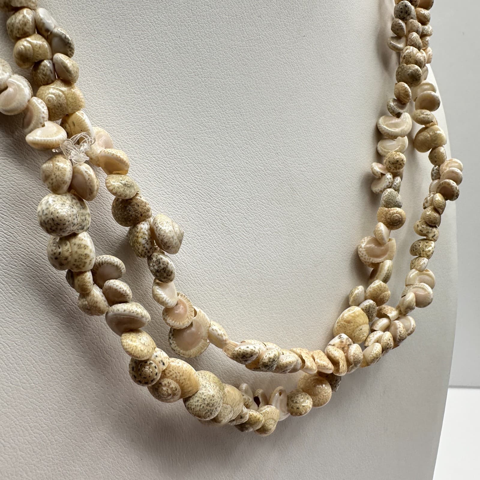 Vintage 90s Puka Shell Double Strand Necklace Beach Nautical Statement Jewelry - Thumbnail 2