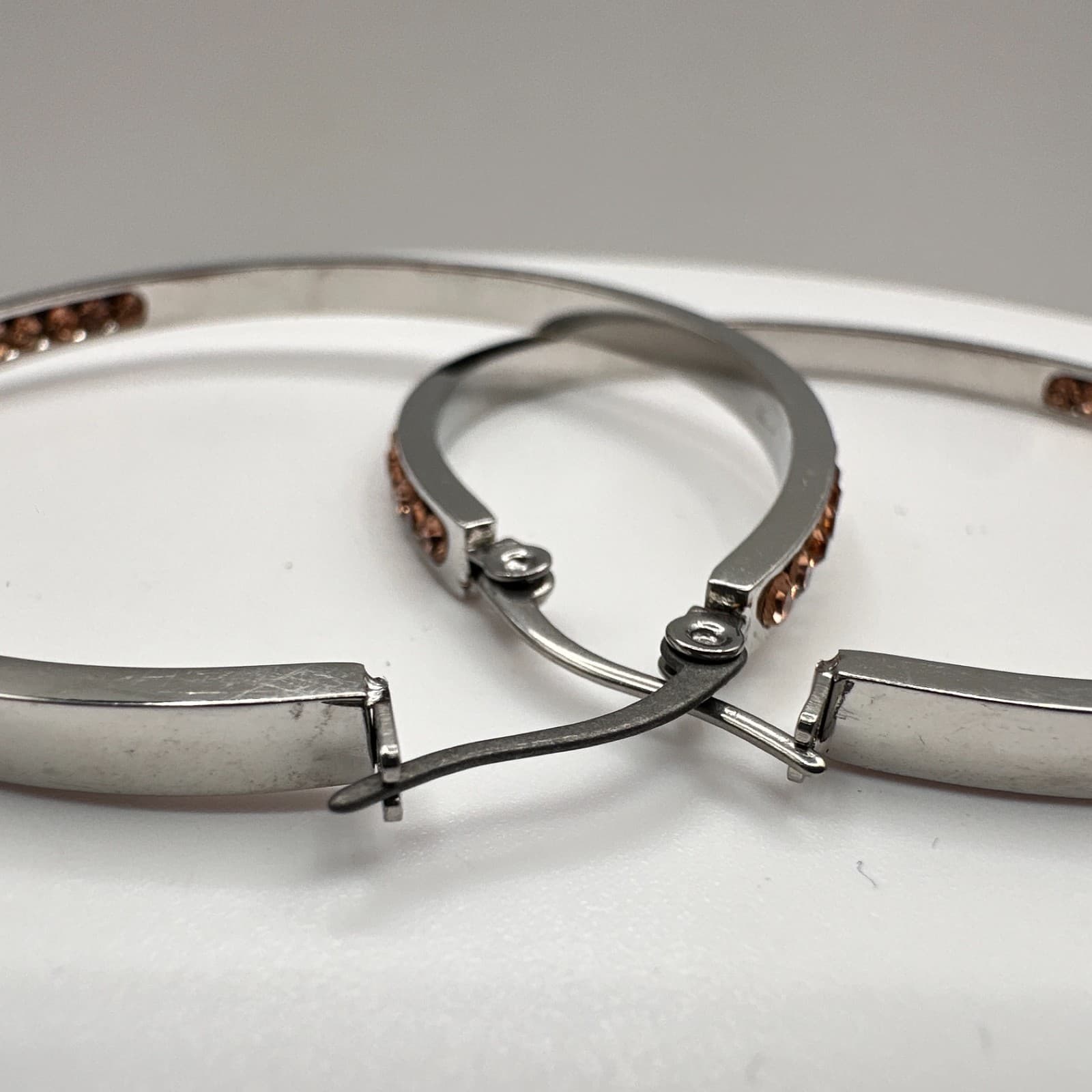 Vintage 90s Silver Tone Champagne Glass Large Hoop Earrings Fashion Jewelry - Thumbnail 6