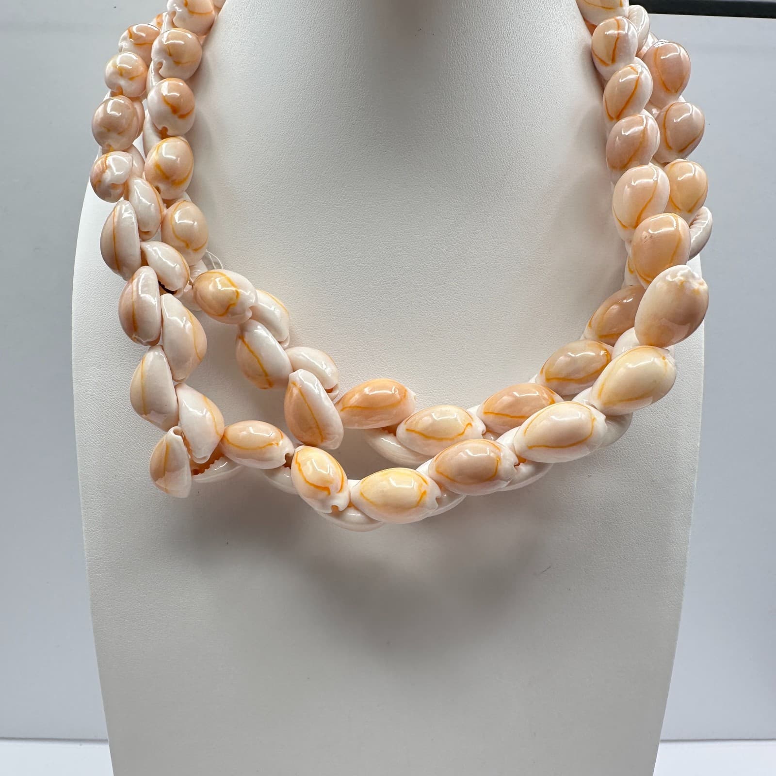 Vintage 90s Cowrie Shell Strand Necklace Boho Tropical Beach Coastal Jewelry - Image 1