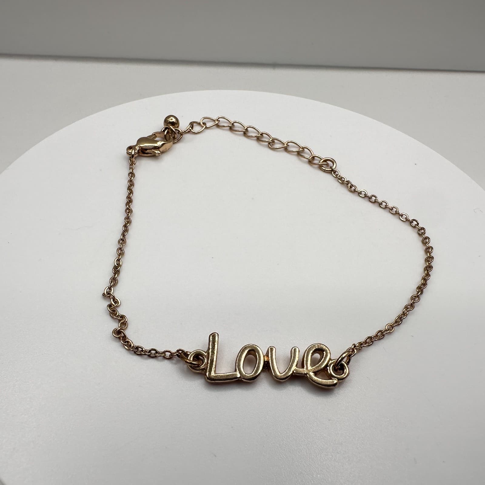 Vintage 90s Gold Tone Love Script Charm Bracelet Minimalist Dainty Jewelry - Thumbnail 6