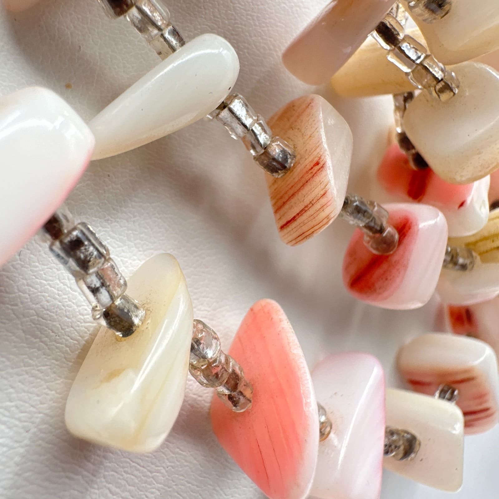 Vintage 90s Pink White Shell Beads Multi Strand Necklace Boho Beach Jewelry - Thumbnail 5