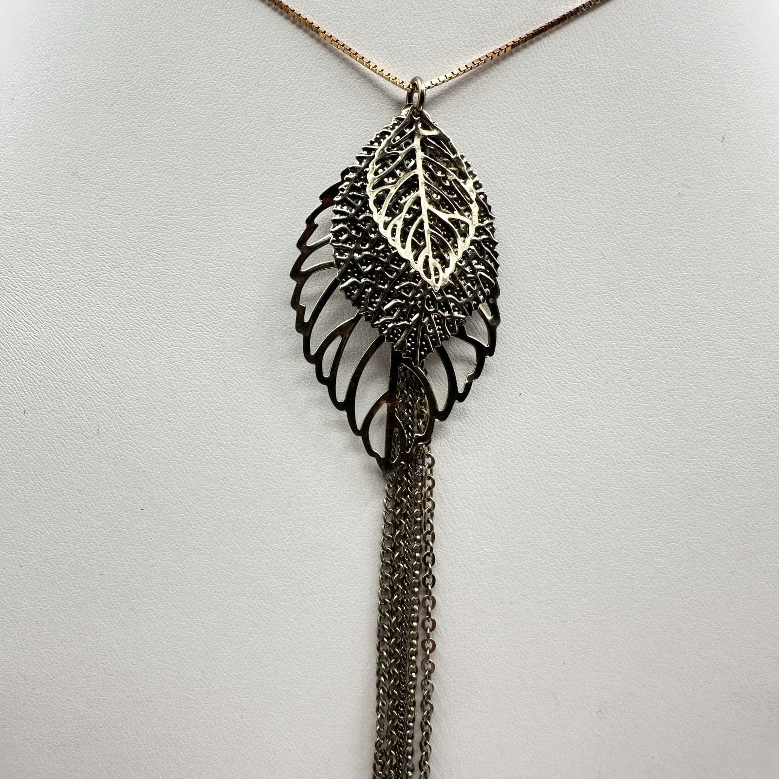 Vintage 90s Gold Tone Leaf Tassel Necklace Box Chain Boho Statement Pendant - Thumbnail 3