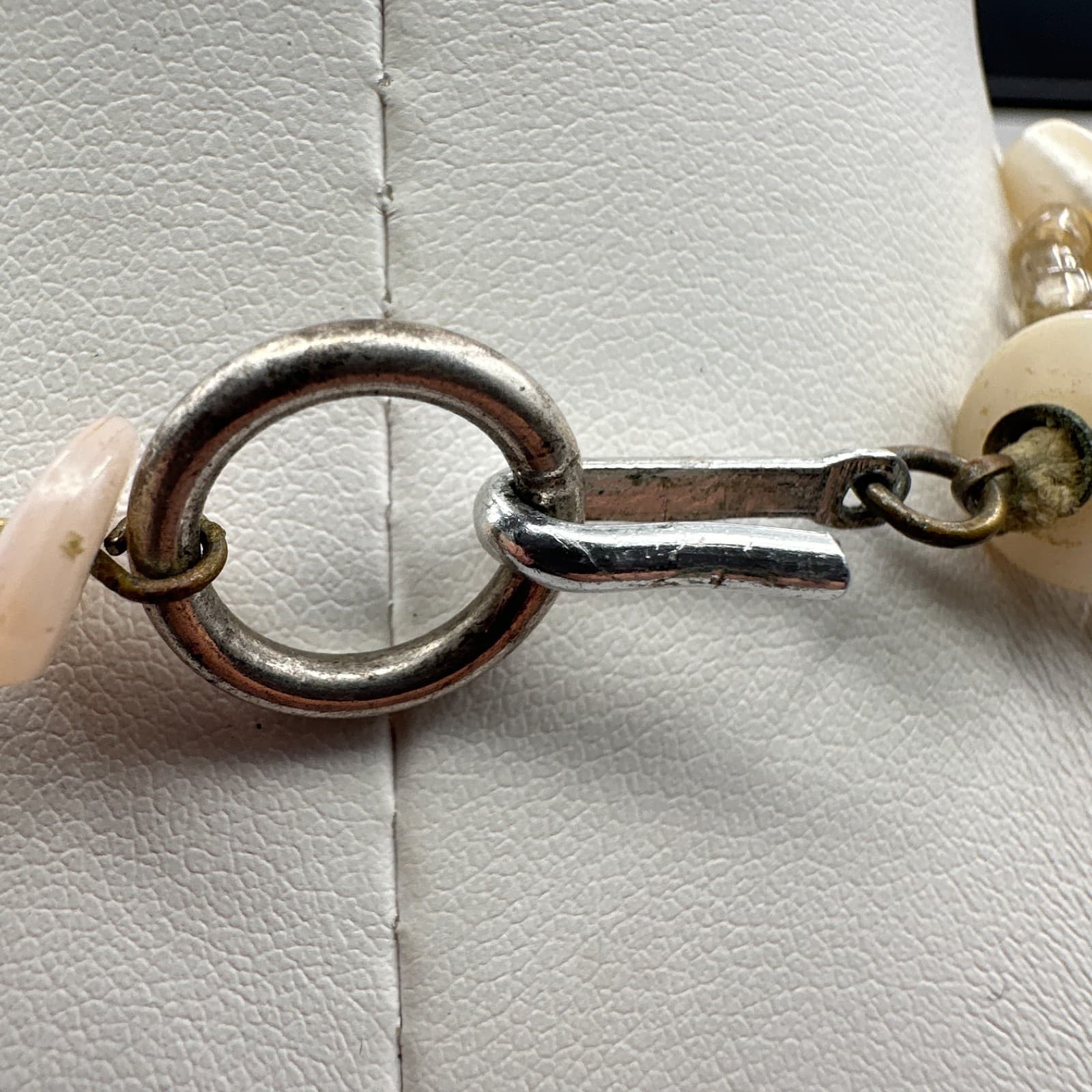 Vintage 90s Pink White Shell Beads Multi Strand Necklace Boho Beach Jewelry - Thumbnail 9