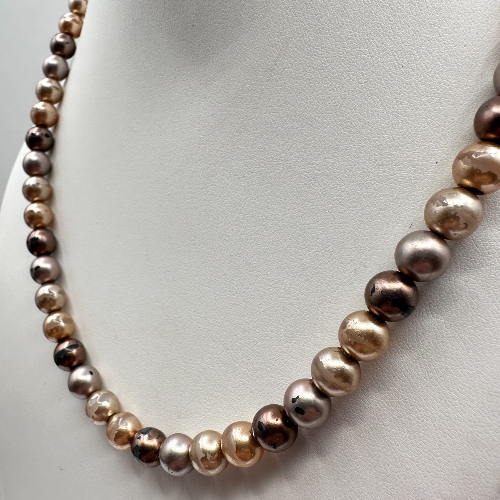 Vintage 90s Earth Tone Faux Pearl Strand Necklace Boho Classic Women's Jewelry - Thumbnail 7
